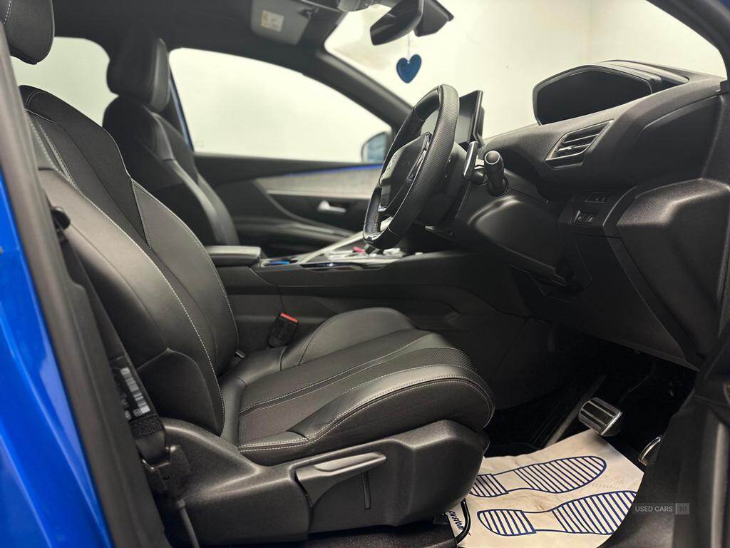 Peugeot 3008 DIESEL ESTATE in Antrim