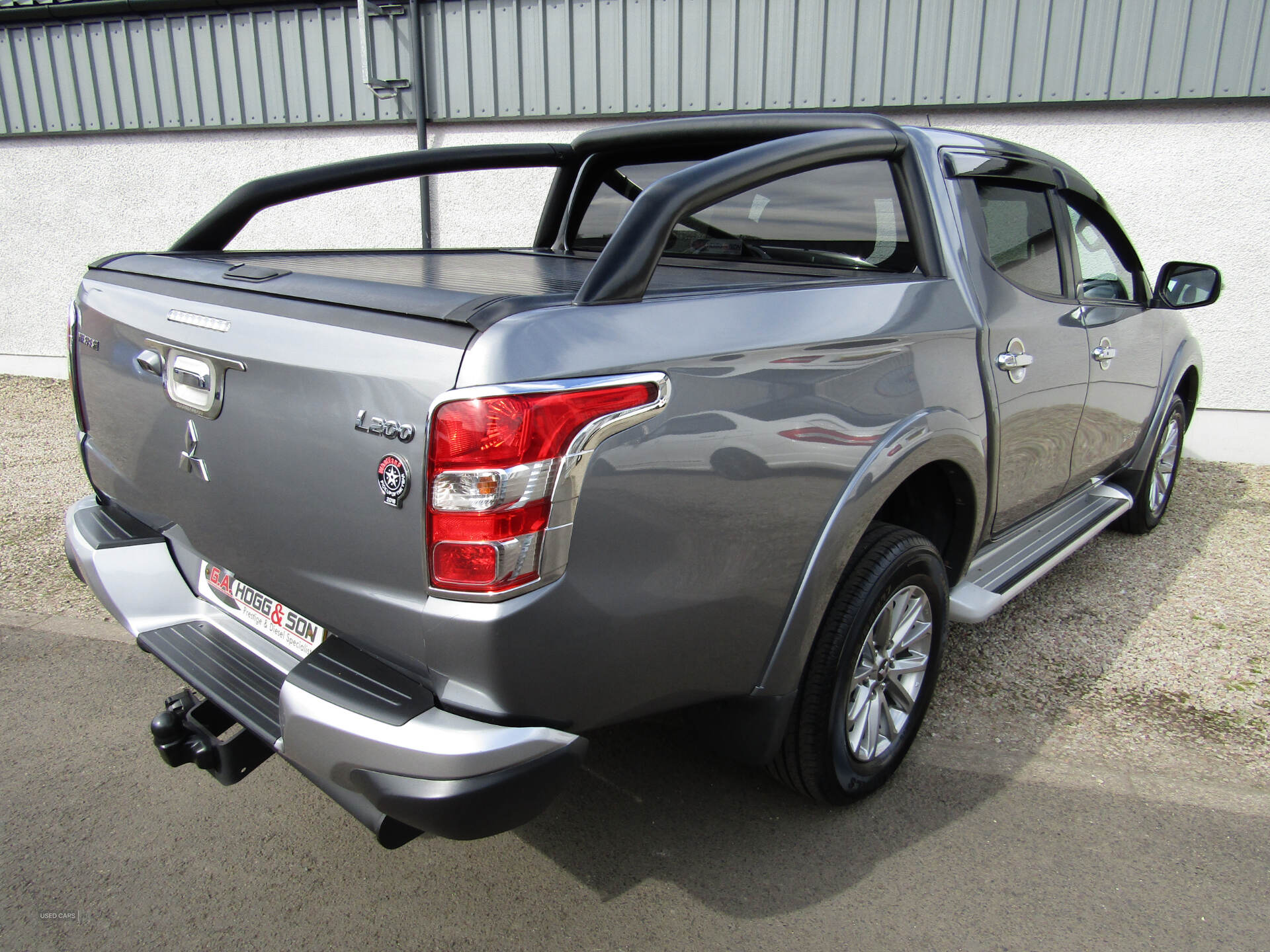 Mar 2017 Mitsubishi L200 Double Cab DI-D 178 Barbarian 4WD Auto