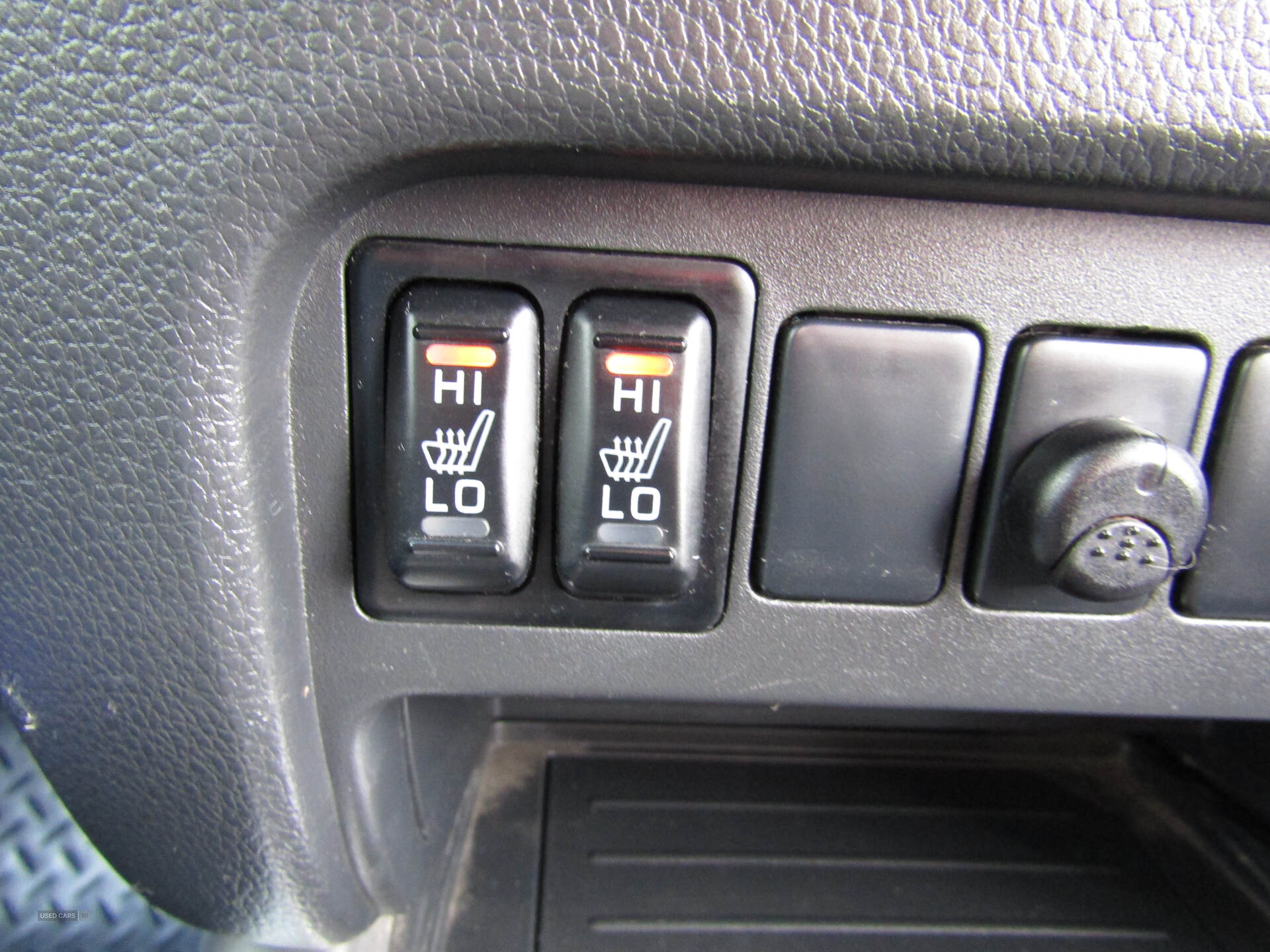 Mar 2017 Mitsubishi L200 Double Cab DI-D 178 Barbarian 4WD Auto