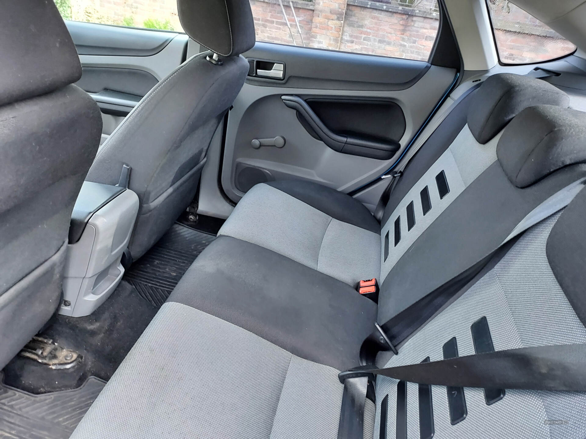 Jan 2010 Ford Focus 1.6 Zetec S 5dr