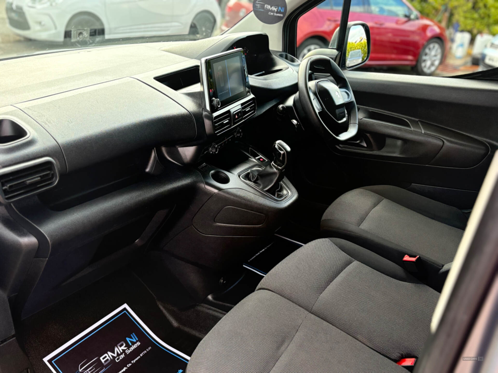 Jan 2021 Peugeot Partner 1000 1.5 BlueHDi 100 Professional Van