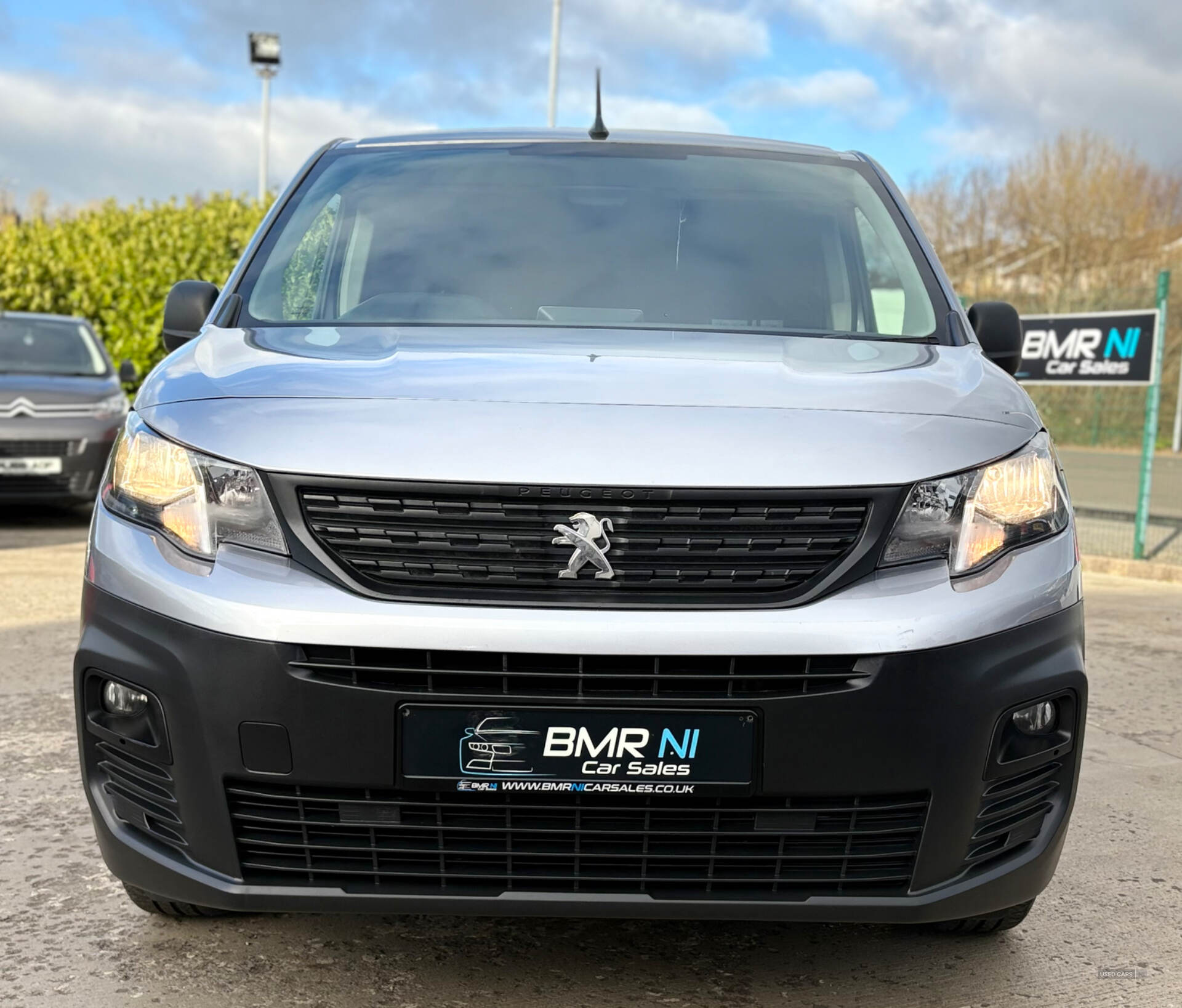 Jan 2021 Peugeot Partner 1000 1.5 BlueHDi 100 Professional Van