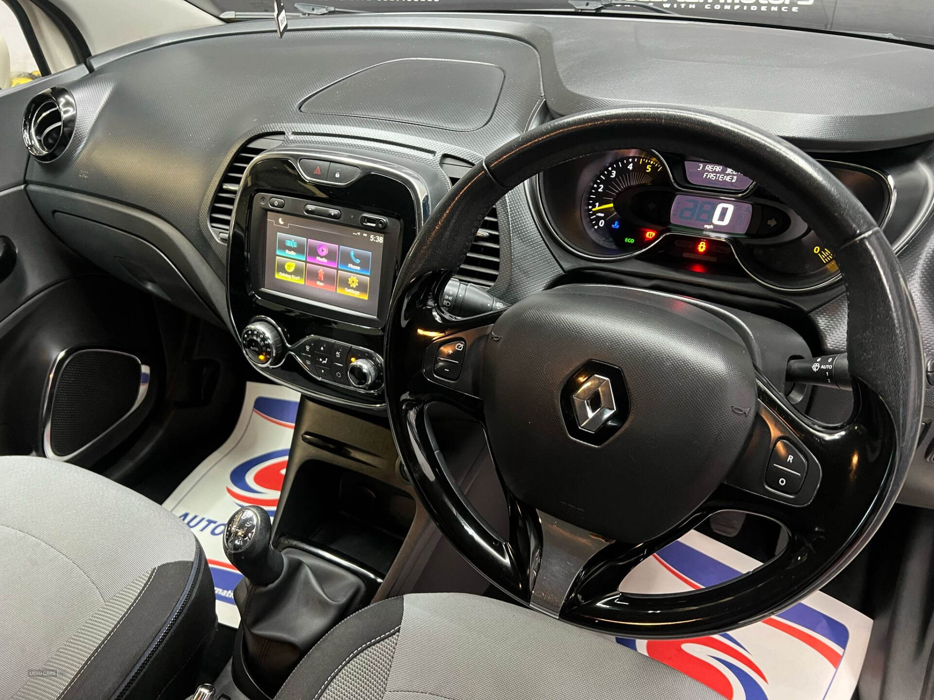 Mar 2014 Renault Captur 1.5 dCi 90 Dynamique MediaNav Energy 5dr