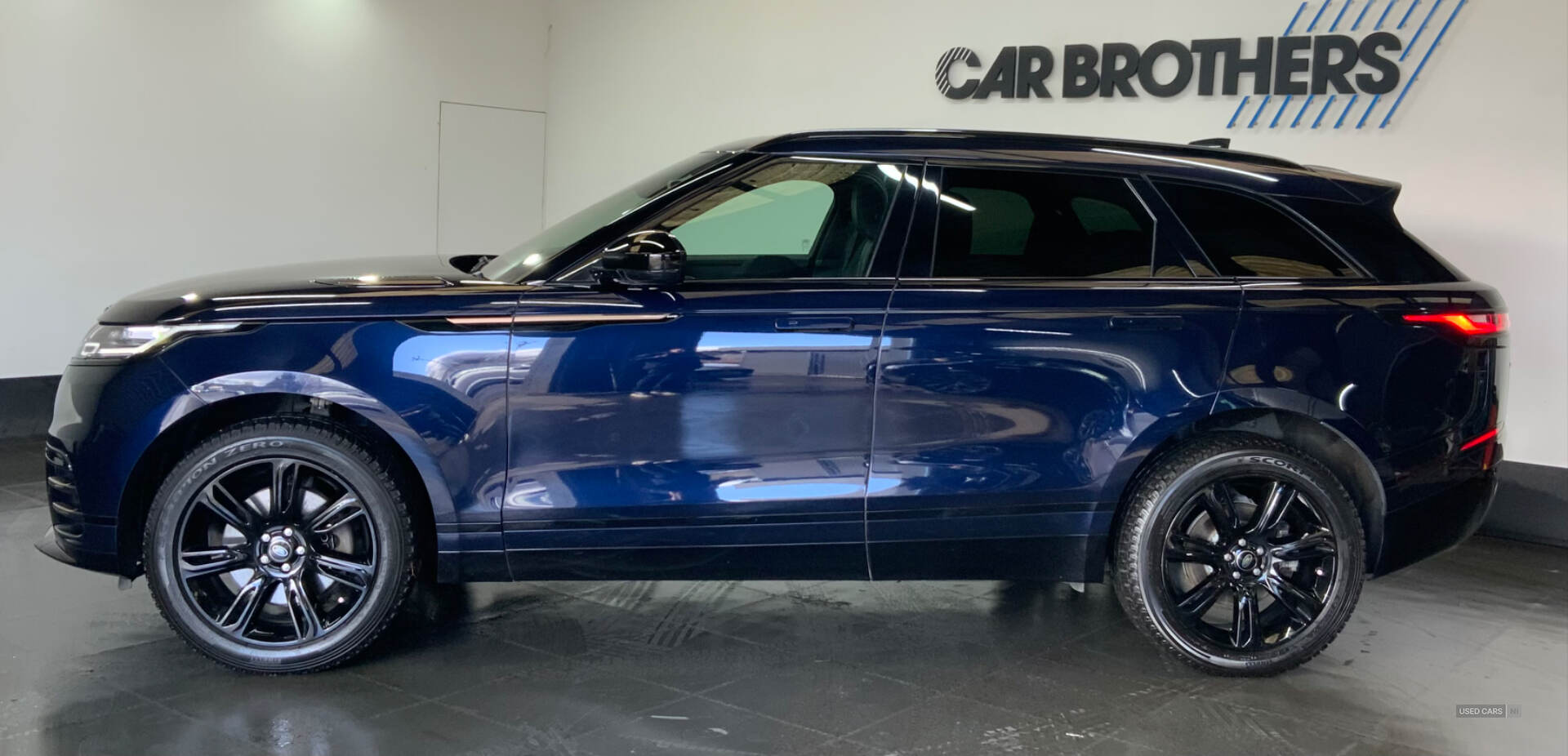 Sep 2022 Land Rover Range Rover Velar 2.0 D200 R-Dynamic S 5dr Auto