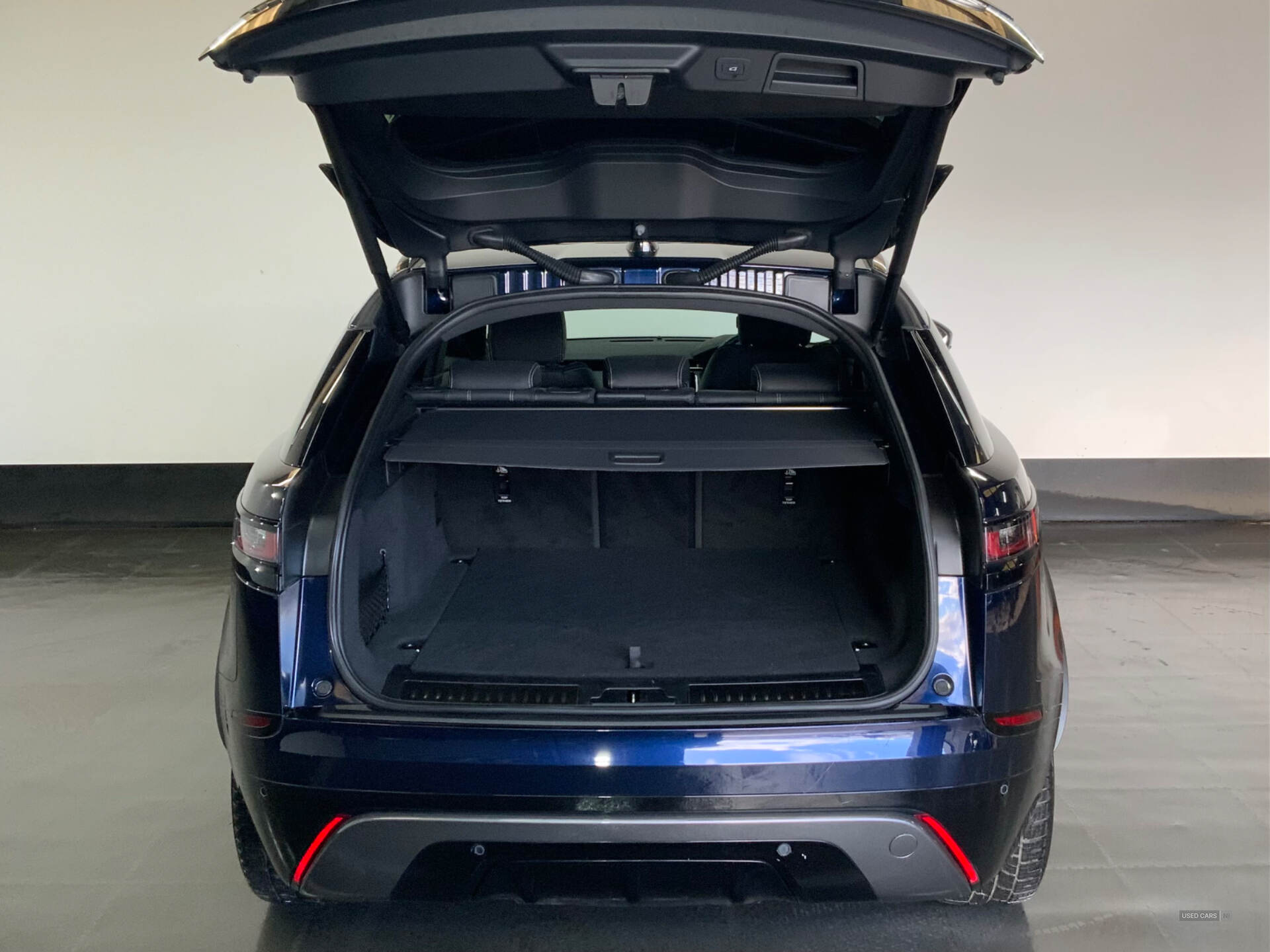 Sep 2022 Land Rover Range Rover Velar 2.0 D200 R-Dynamic S 5dr Auto