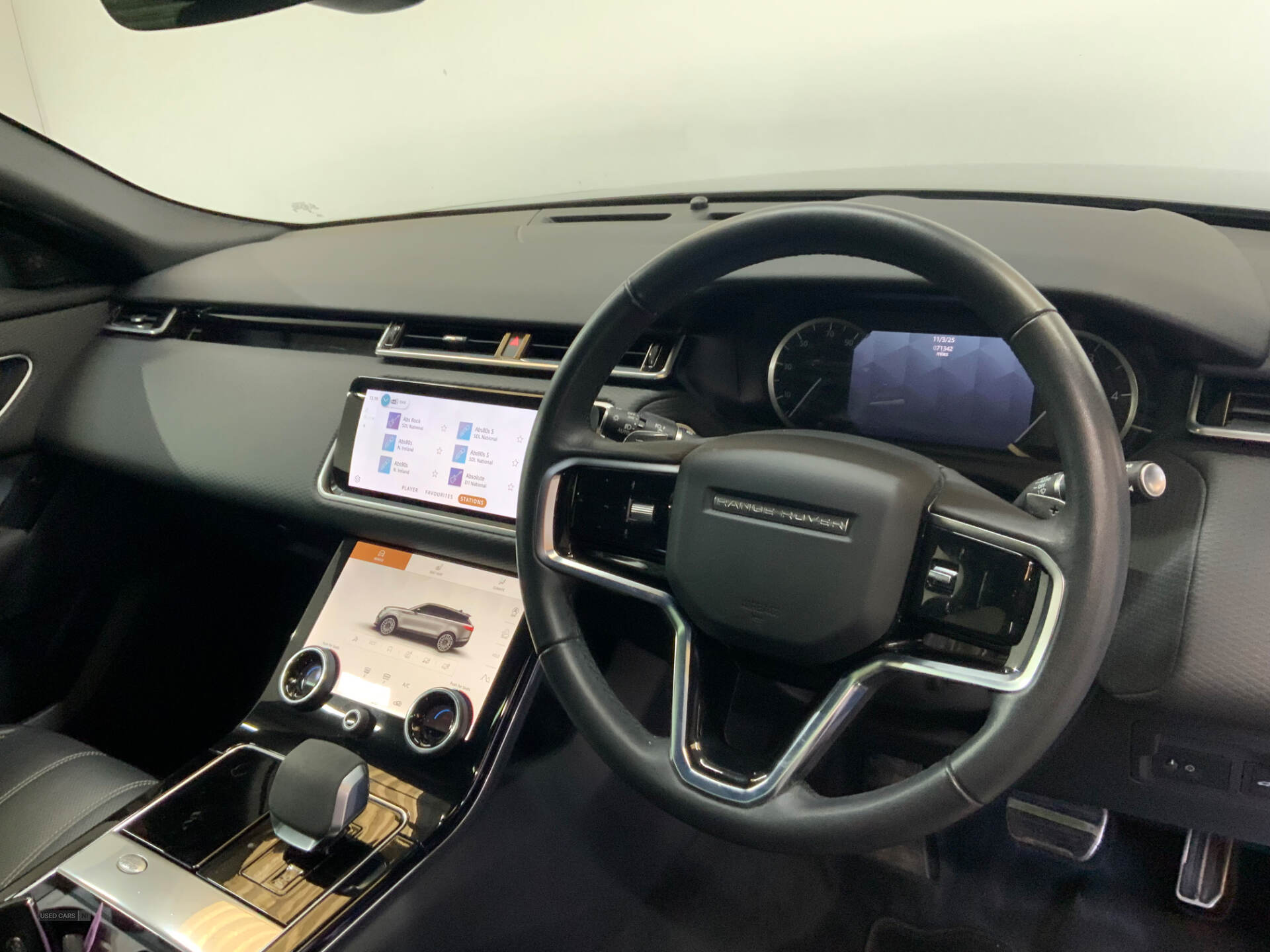 Sep 2022 Land Rover Range Rover Velar 2.0 D200 R-Dynamic S 5dr Auto