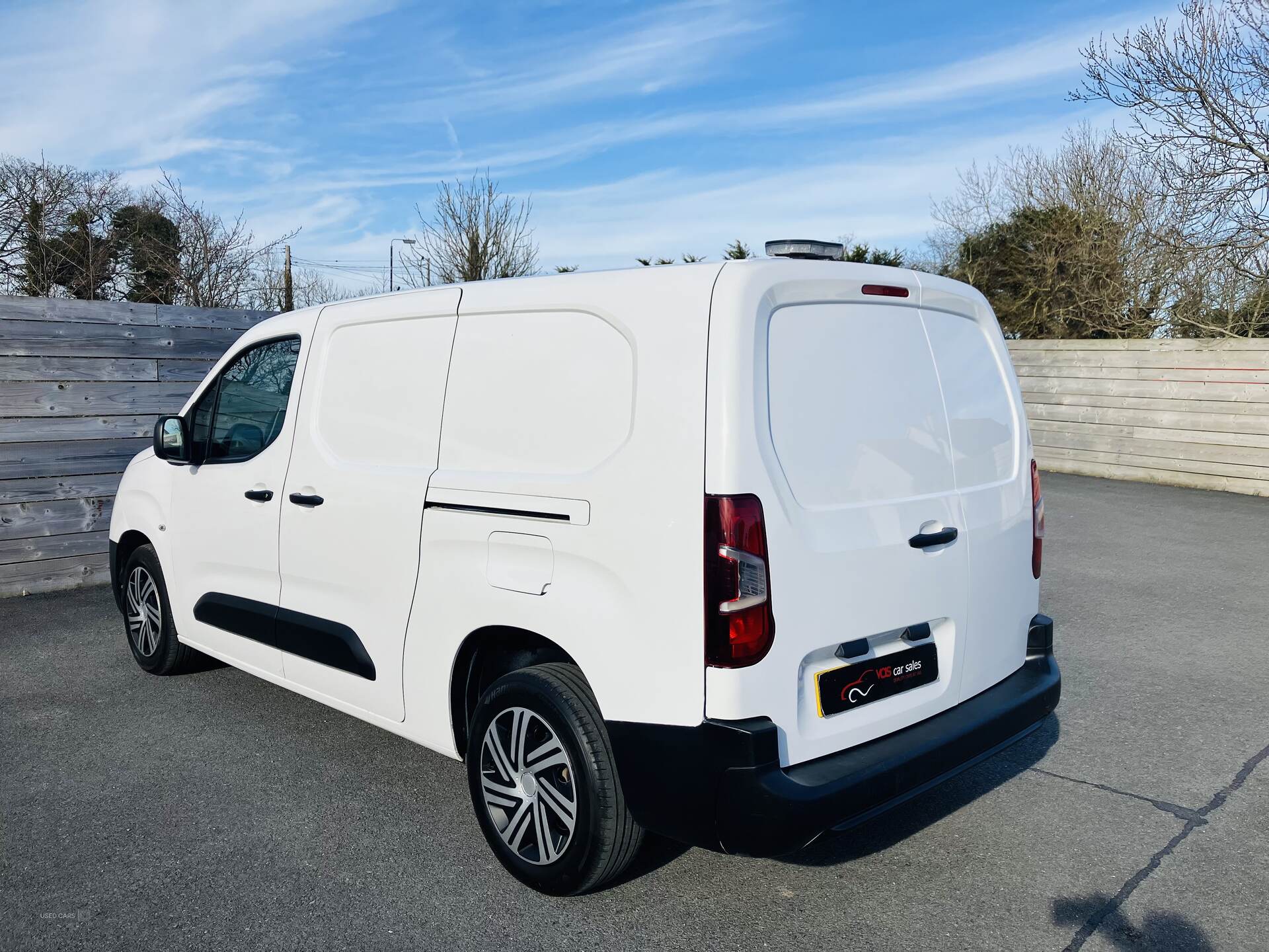 Oct 2020 Vauxhall Combo 2300 1.5 Turbo D 100ps H1 Edition Crew Van