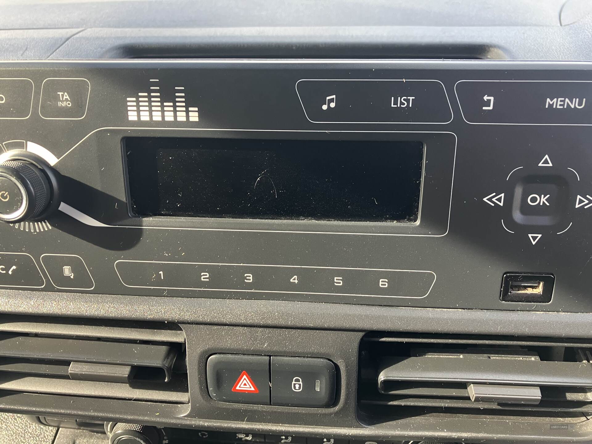 Oct 2020 Vauxhall Combo 2300 1.5 Turbo D 100ps H1 Edition Crew Van