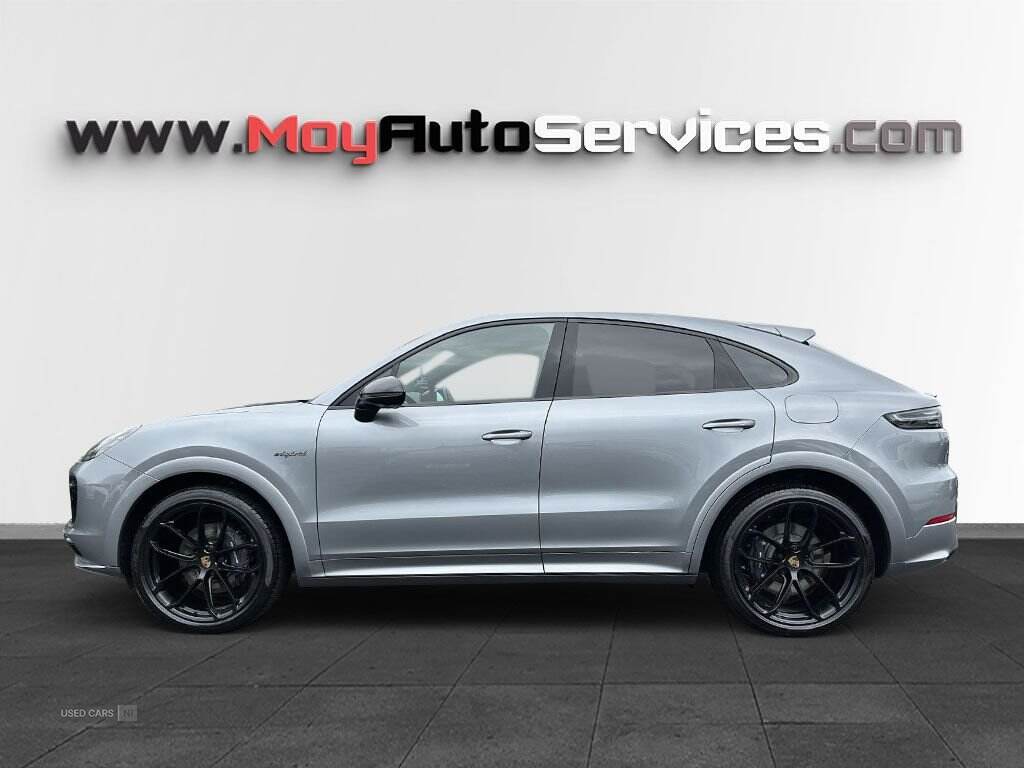  2023 Porsche Cayenne 3.0 V6 E-Hybrid 17.9kWh Platinum Edition Coupe 5dr Petrol Plug-in Hybrid TiptronicS 4WD Euro 6 (s/s) (3.6kW Charger) (462 ps)
