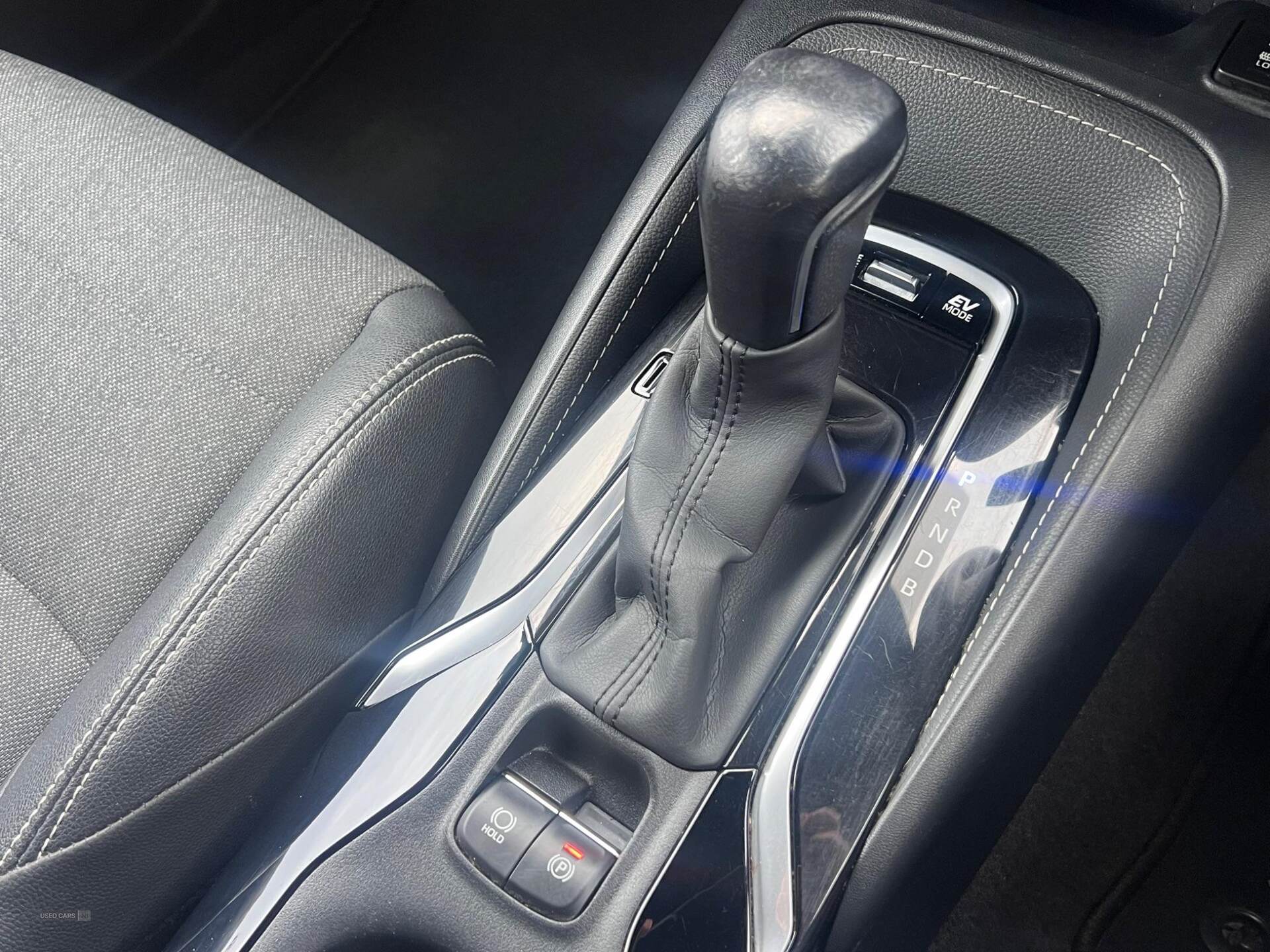 Nov 2021 Toyota Corolla 1.8 VVT-i Hybrid Design 5dr CVT