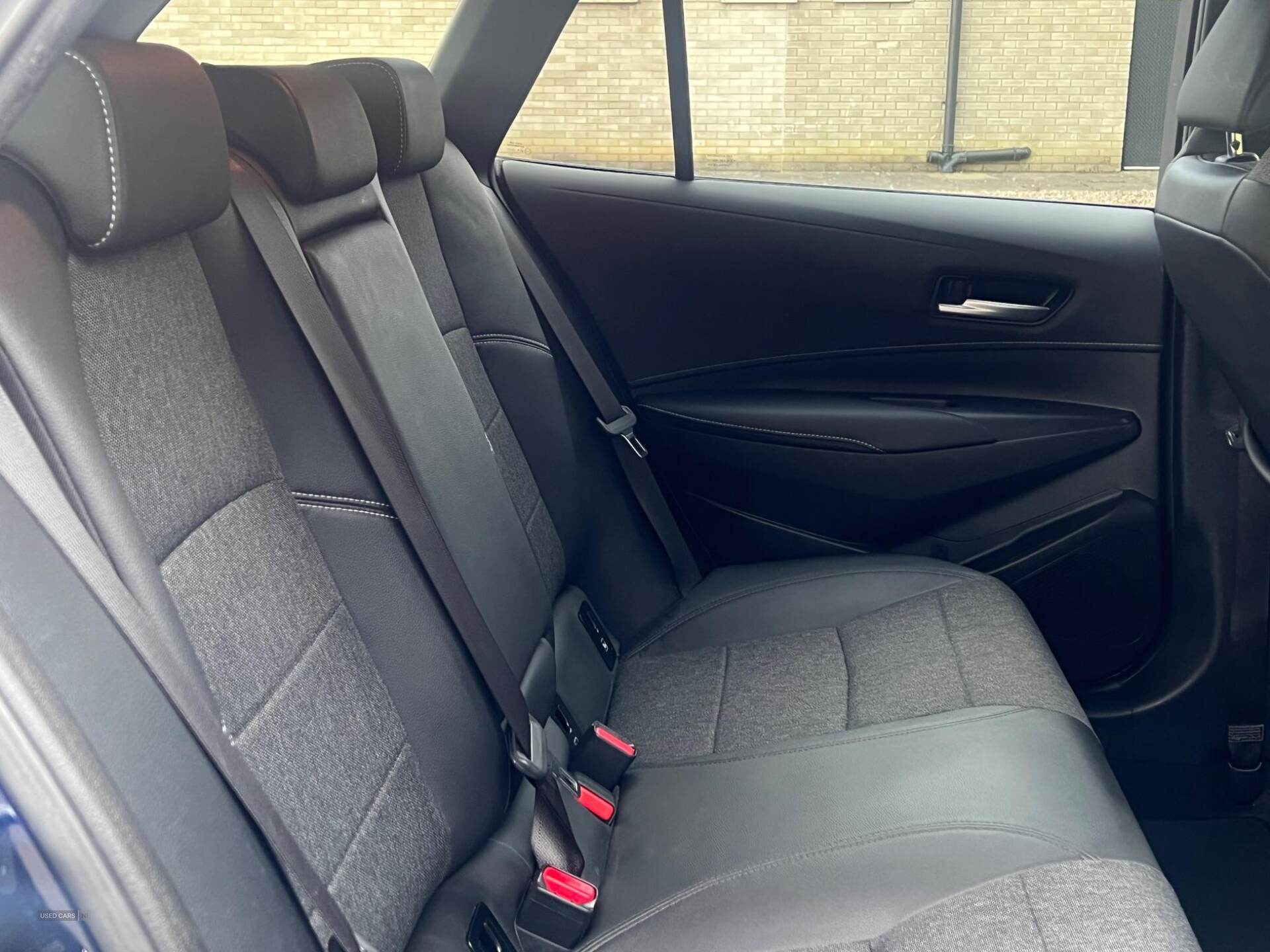 Nov 2021 Toyota Corolla 1.8 VVT-i Hybrid Design 5dr CVT