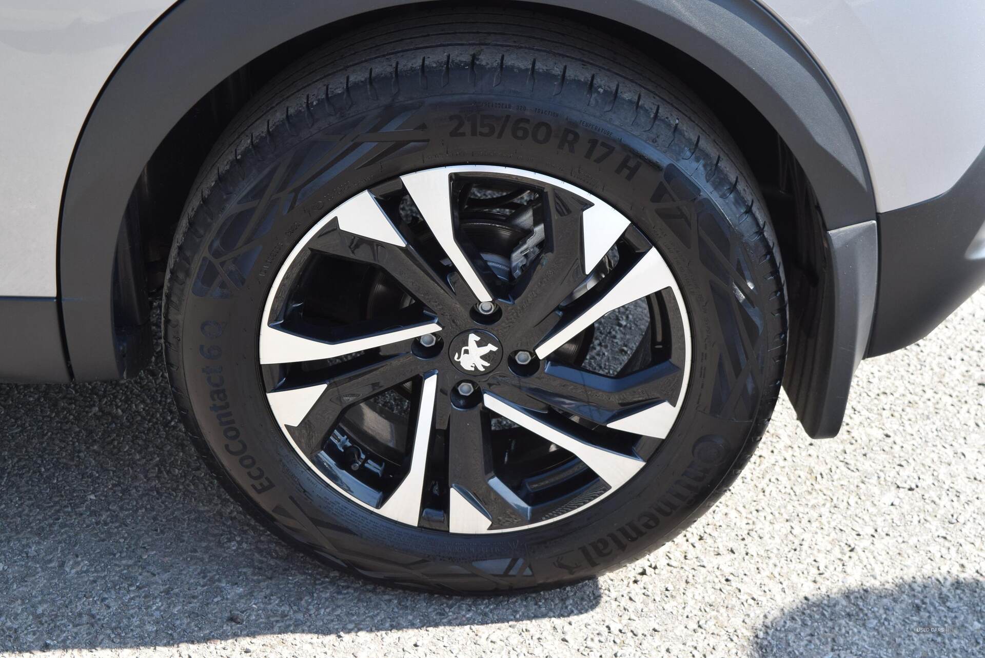  2022 Peugeot 2008 1.2 PureTech Allure Premium+ 5dr