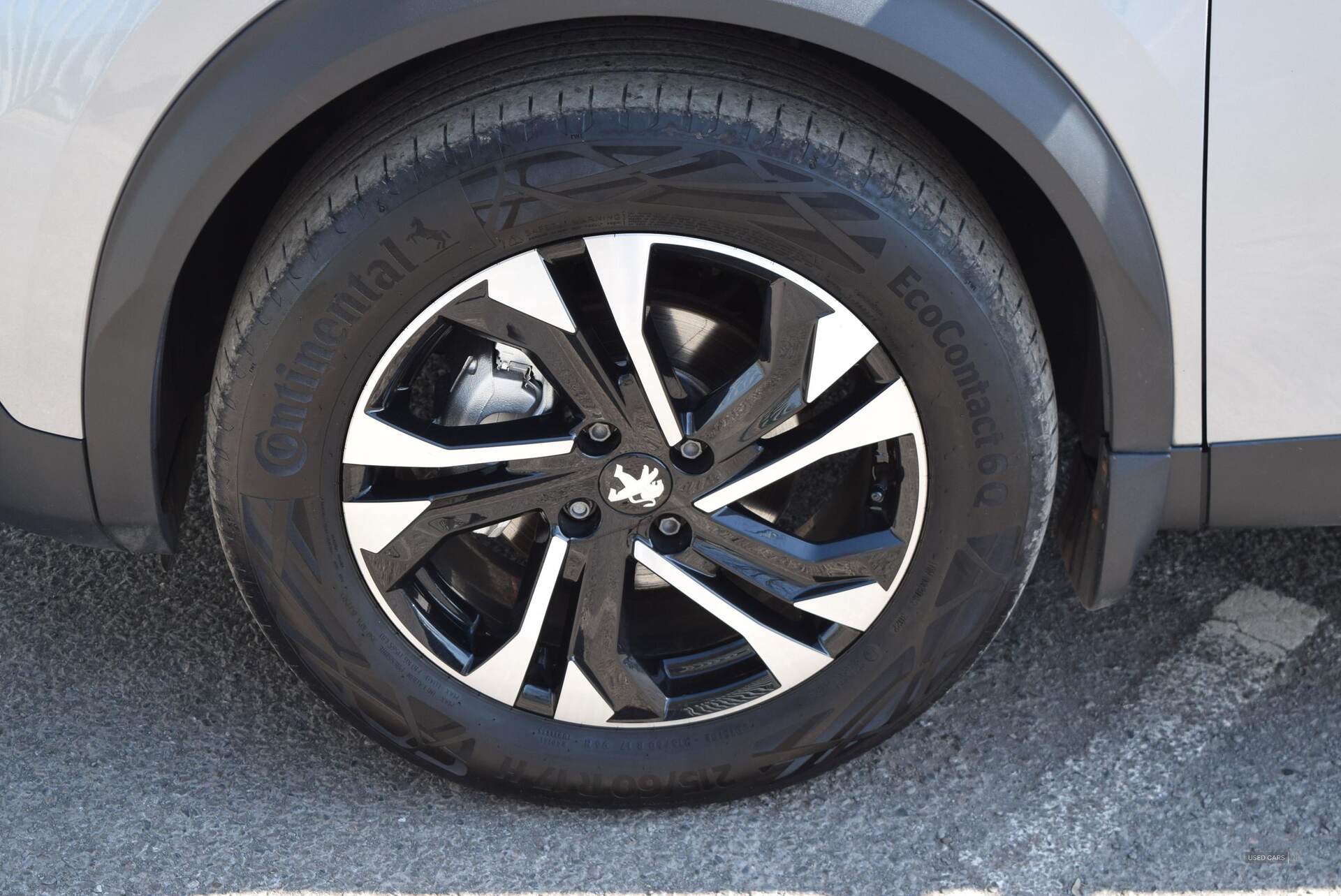  2022 Peugeot 2008 1.2 PureTech Allure Premium+ 5dr