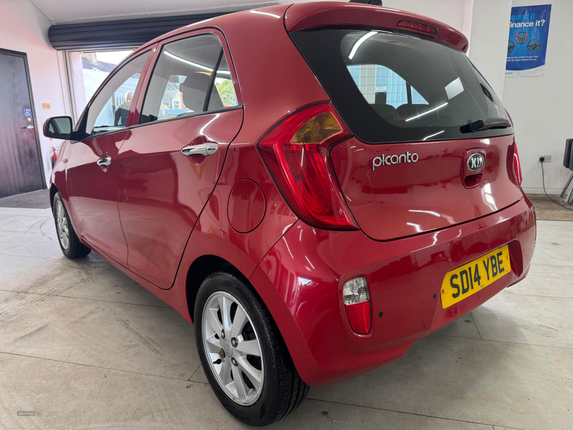 Apr 2014 Kia Picanto 1.0 VR7 5dr