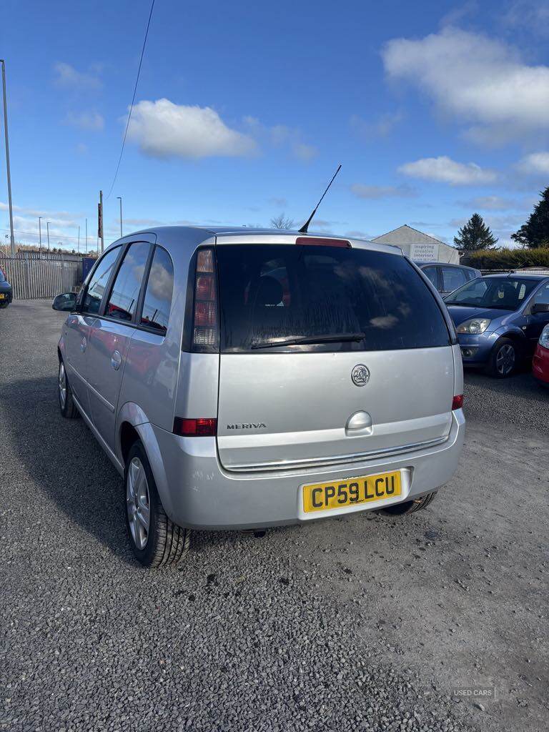 Feb 2010 Vauxhall Meriva 1.4i 16V Design 5dr