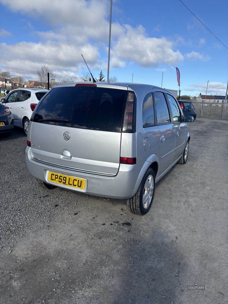 Feb 2010 Vauxhall Meriva 1.4i 16V Design 5dr