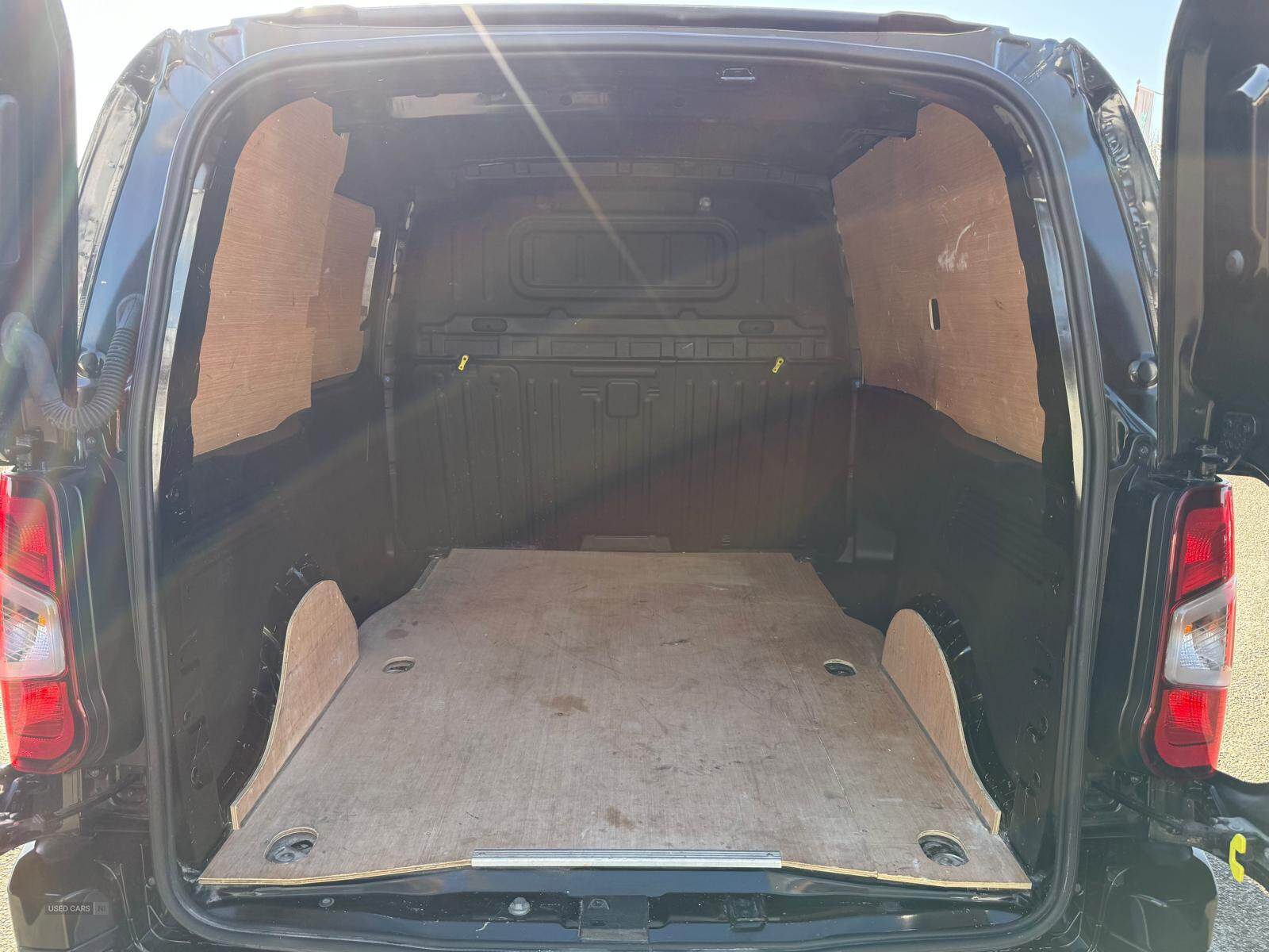 Jan 2023 Citroen Berlingo 1.5 BlueHDi 1000Kg Driver Ed 100ps 6 Speed [S/S]