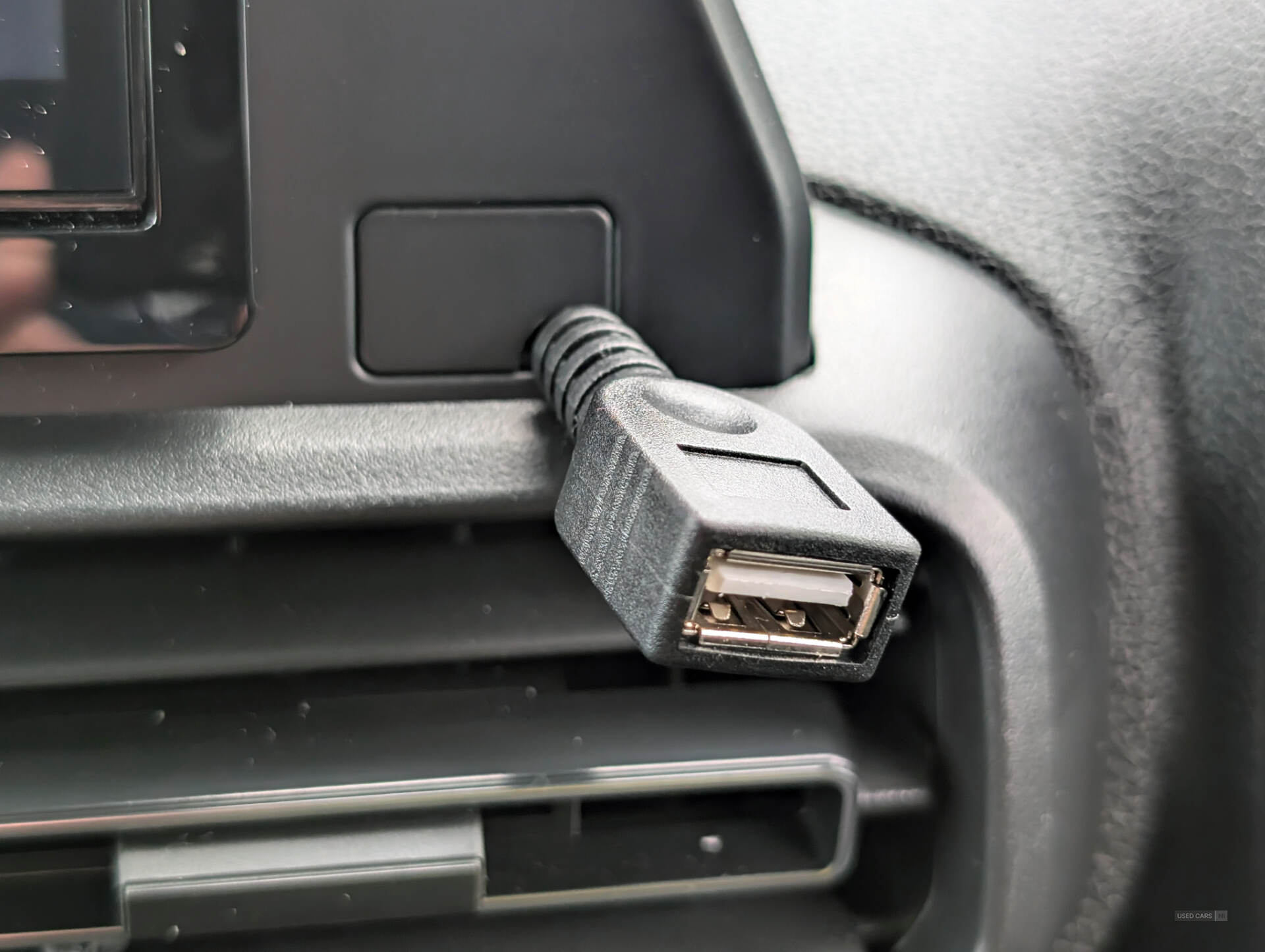 Car Thumbnail 11