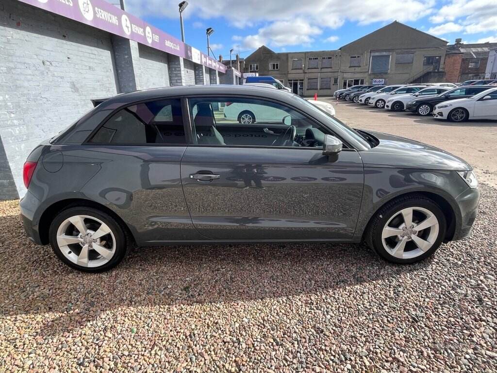 Oct 2016 Audi A1 1.0 TFSI Sport 3dr