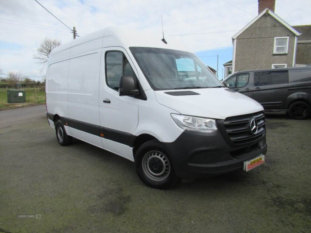 Nov 2020 Mercedes-Benz Sprinter 3.5t H2 Progressive Van