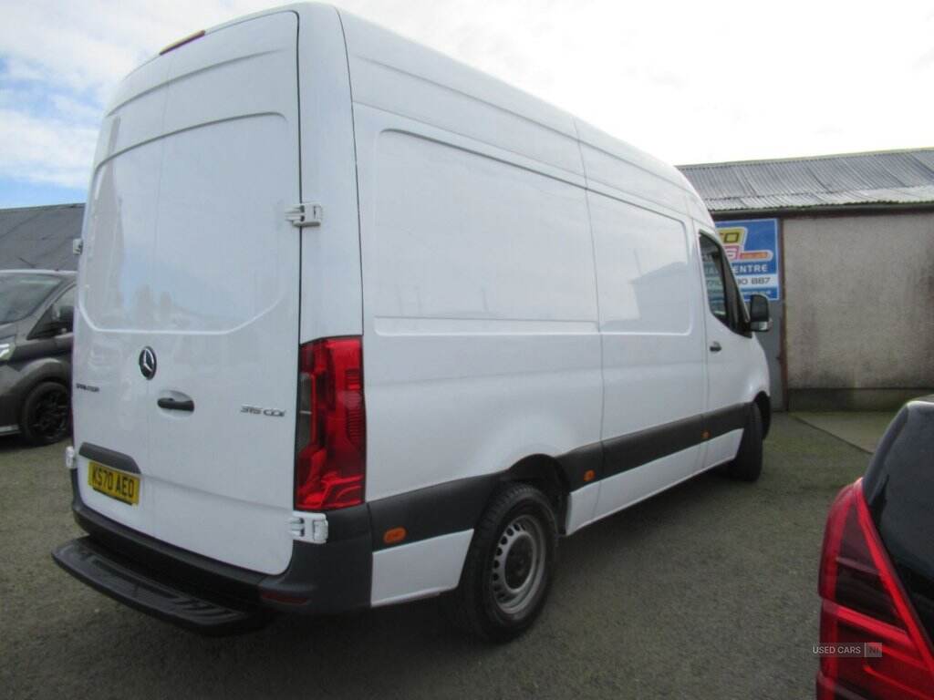 Nov 2020 Mercedes-Benz Sprinter 3.5t H2 Progressive Van