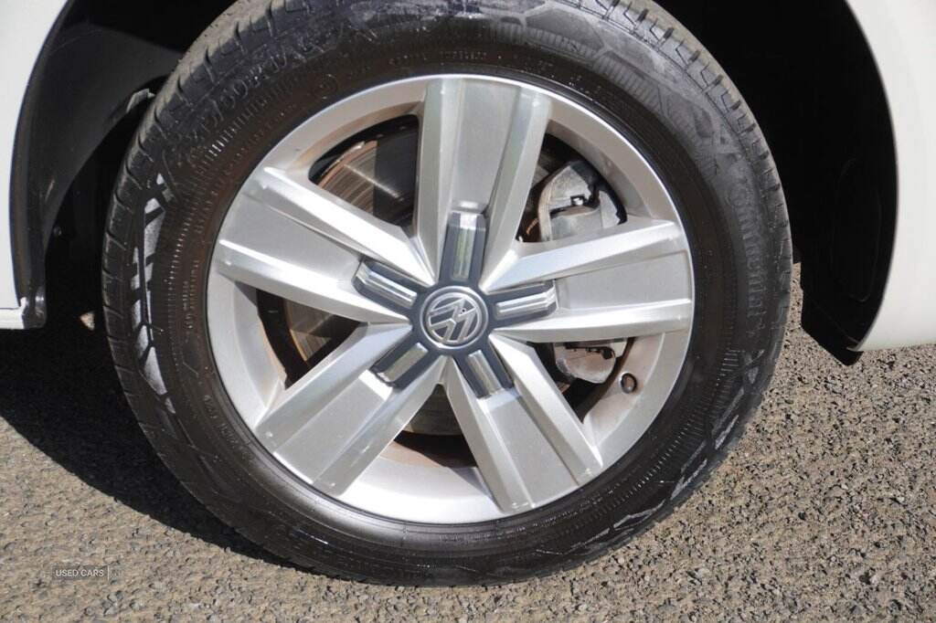 Jun 2023 Volkswagen Transporter 2.0 TDI 150 Highline Kombi Van