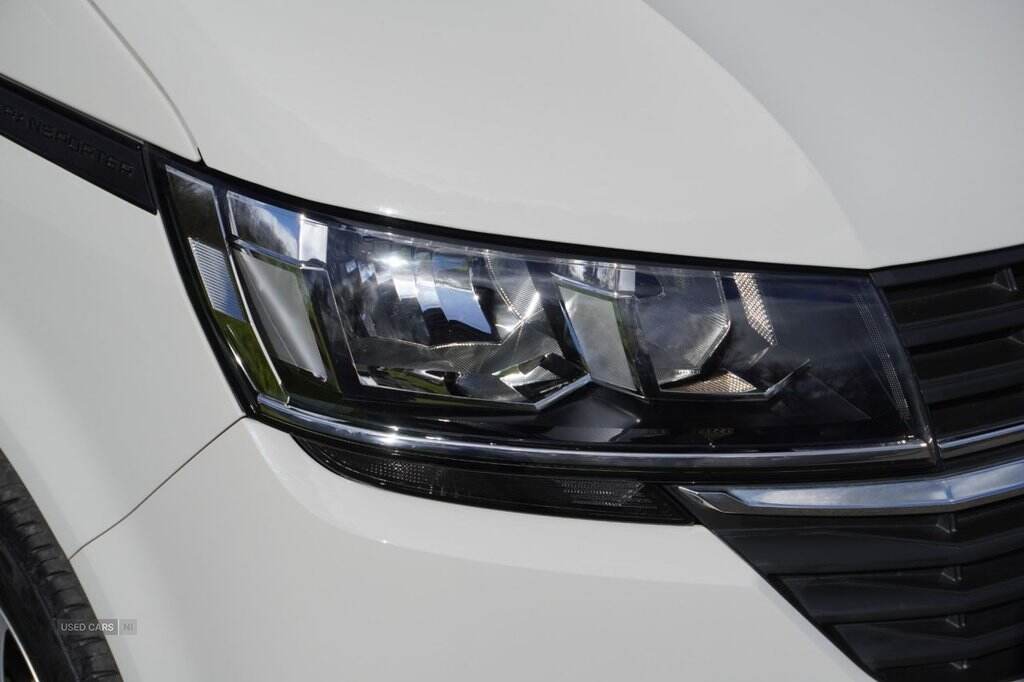 Jun 2023 Volkswagen Transporter 2.0 TDI 150 Highline Kombi Van