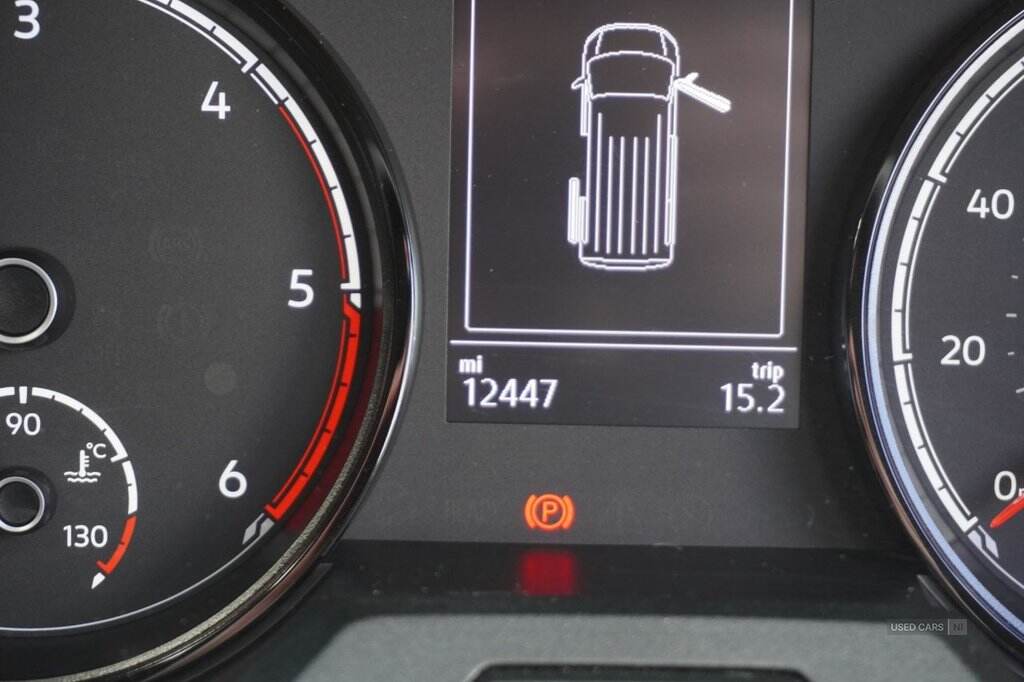 Jun 2023 Volkswagen Transporter 2.0 TDI 150 Highline Kombi Van