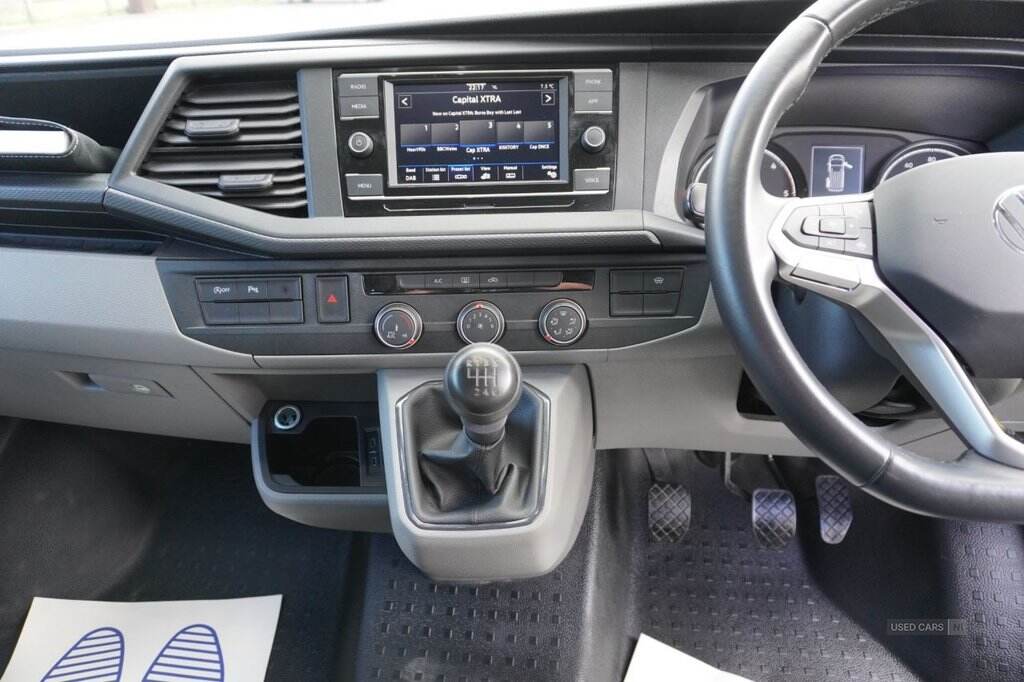 Jun 2023 Volkswagen Transporter 2.0 TDI 150 Highline Kombi Van