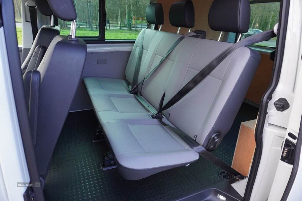 Jun 2023 Volkswagen Transporter 2.0 TDI 150 Highline Kombi Van