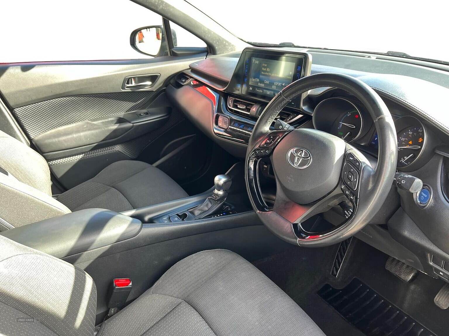 Mar 2017 Toyota C-HR 1.8 Hybrid Icon 5Dr Cvt