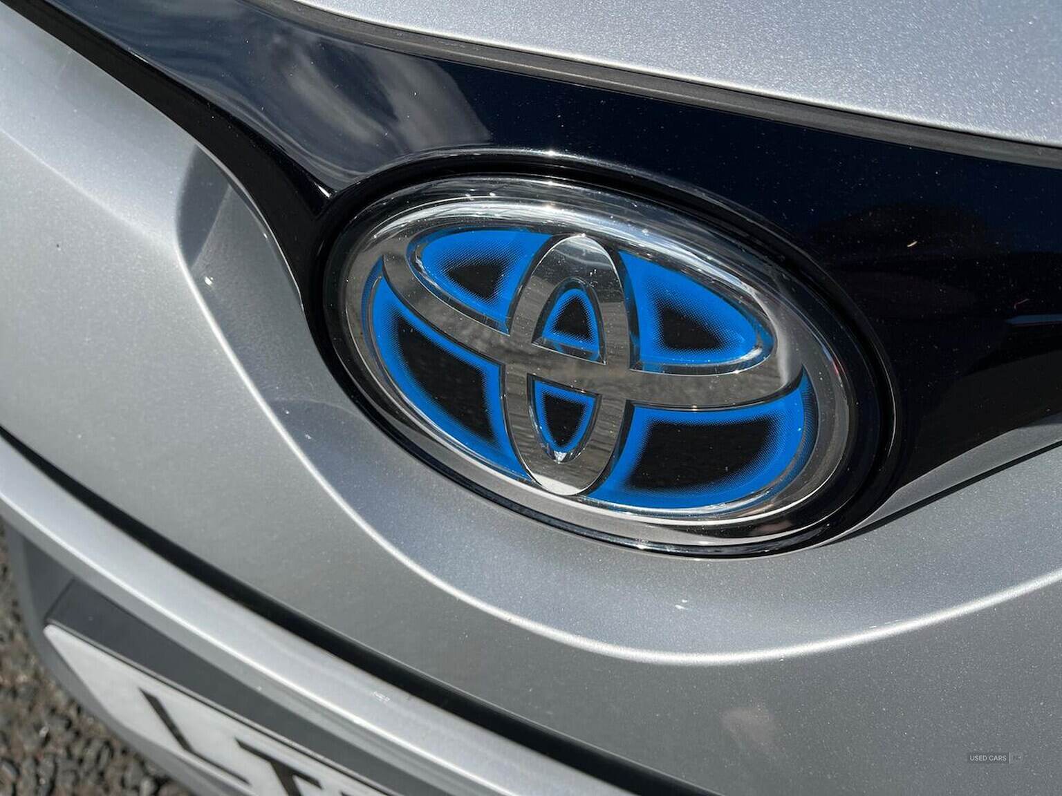 Mar 2017 Toyota C-HR 1.8 Hybrid Icon 5Dr Cvt