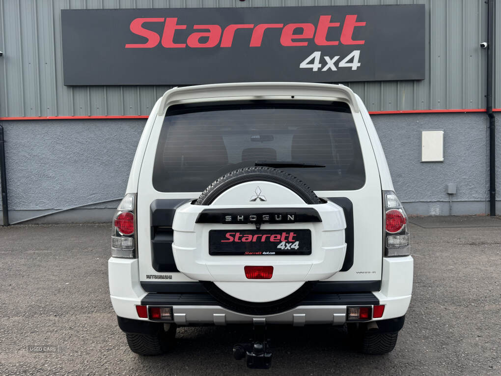 Dec 2013 Mitsubishi Shogun 3.2 DI-DC [197] Warrior 3dr Auto
