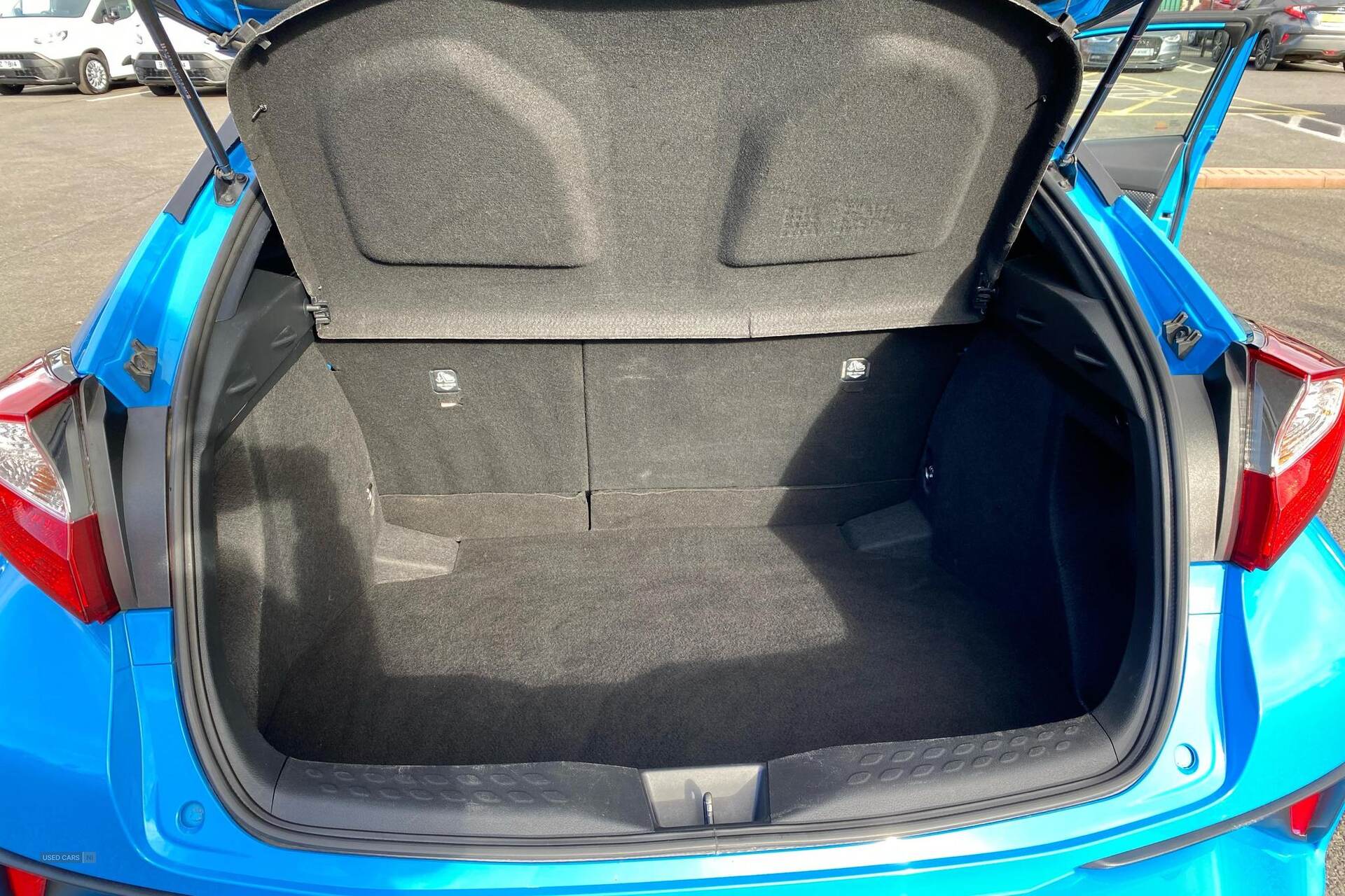Feb 2019 Toyota C-HR 1.8 Hybrid Icon 5dr CVT