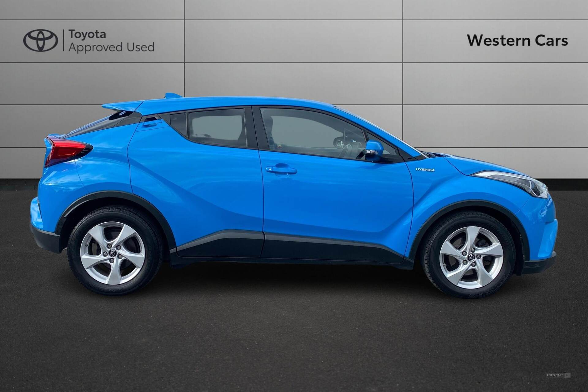 Feb 2019 Toyota C-HR 1.8 Hybrid Icon 5dr CVT