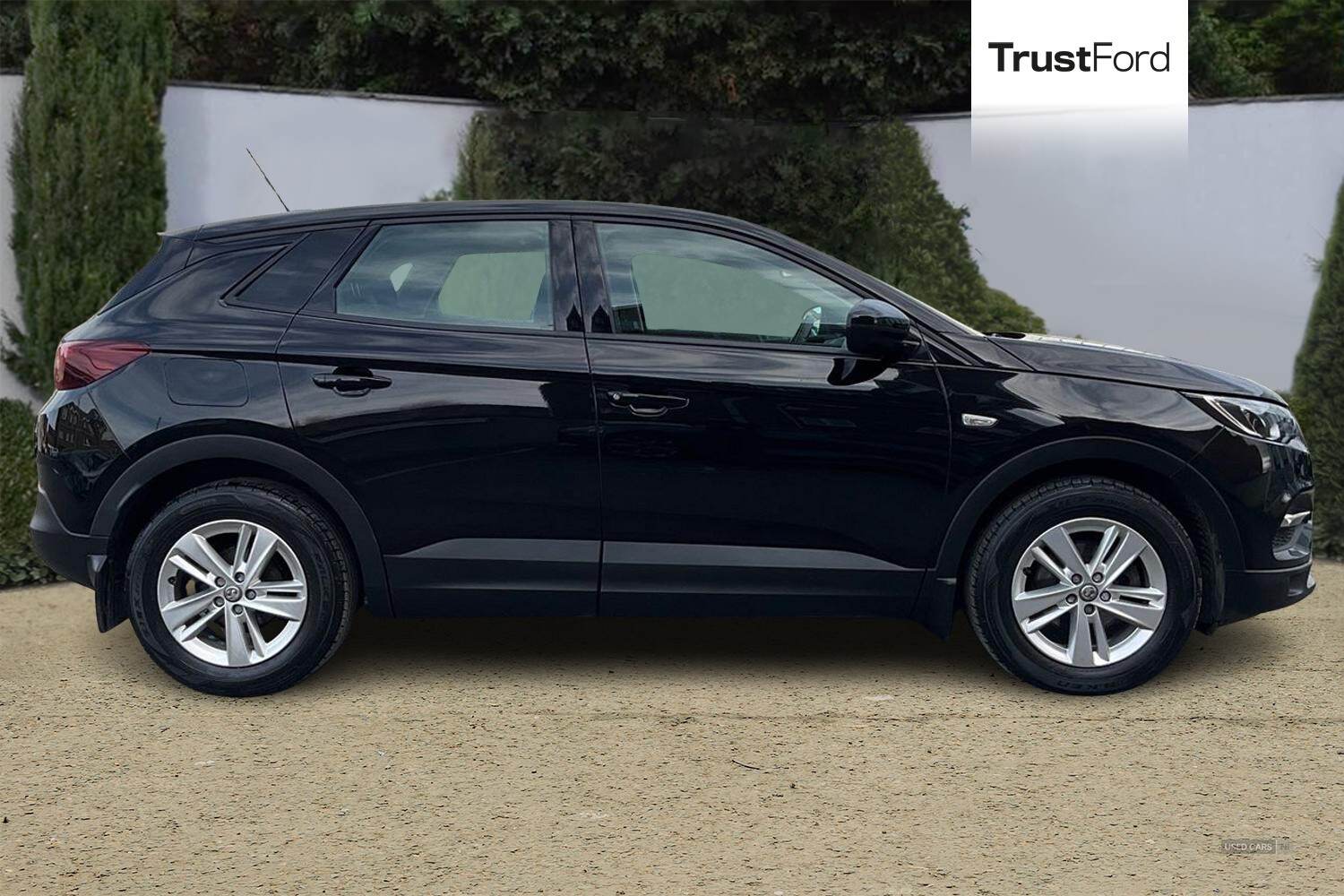 Sep 2018 Vauxhall Grandland X 1.6 Turbo D SE 5dr
