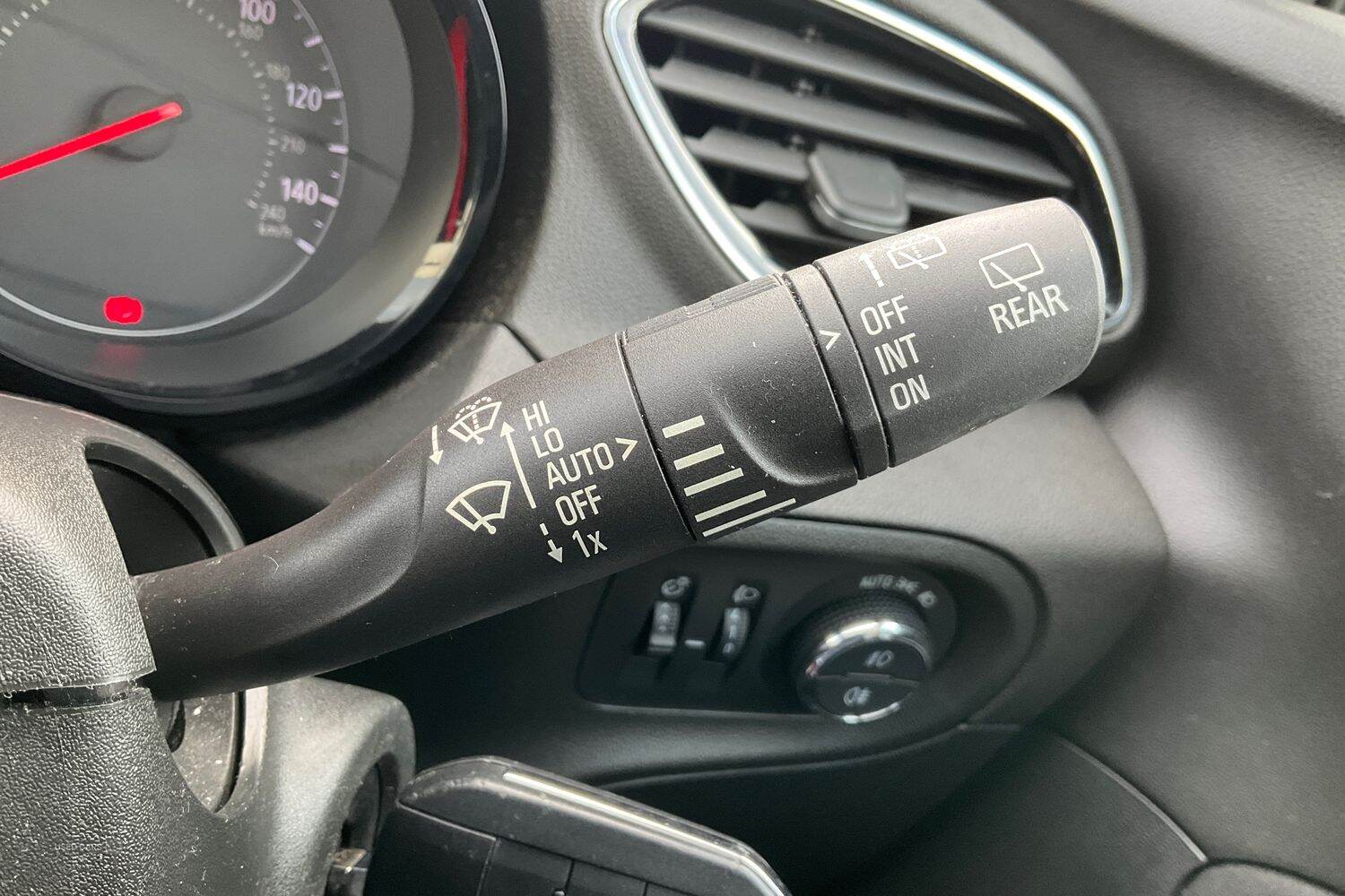 Sep 2018 Vauxhall Grandland X 1.6 Turbo D SE 5dr