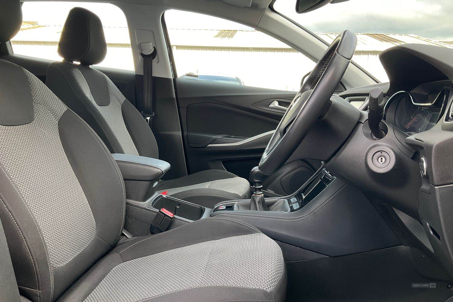 Sep 2018 Vauxhall Grandland X 1.6 Turbo D SE 5dr