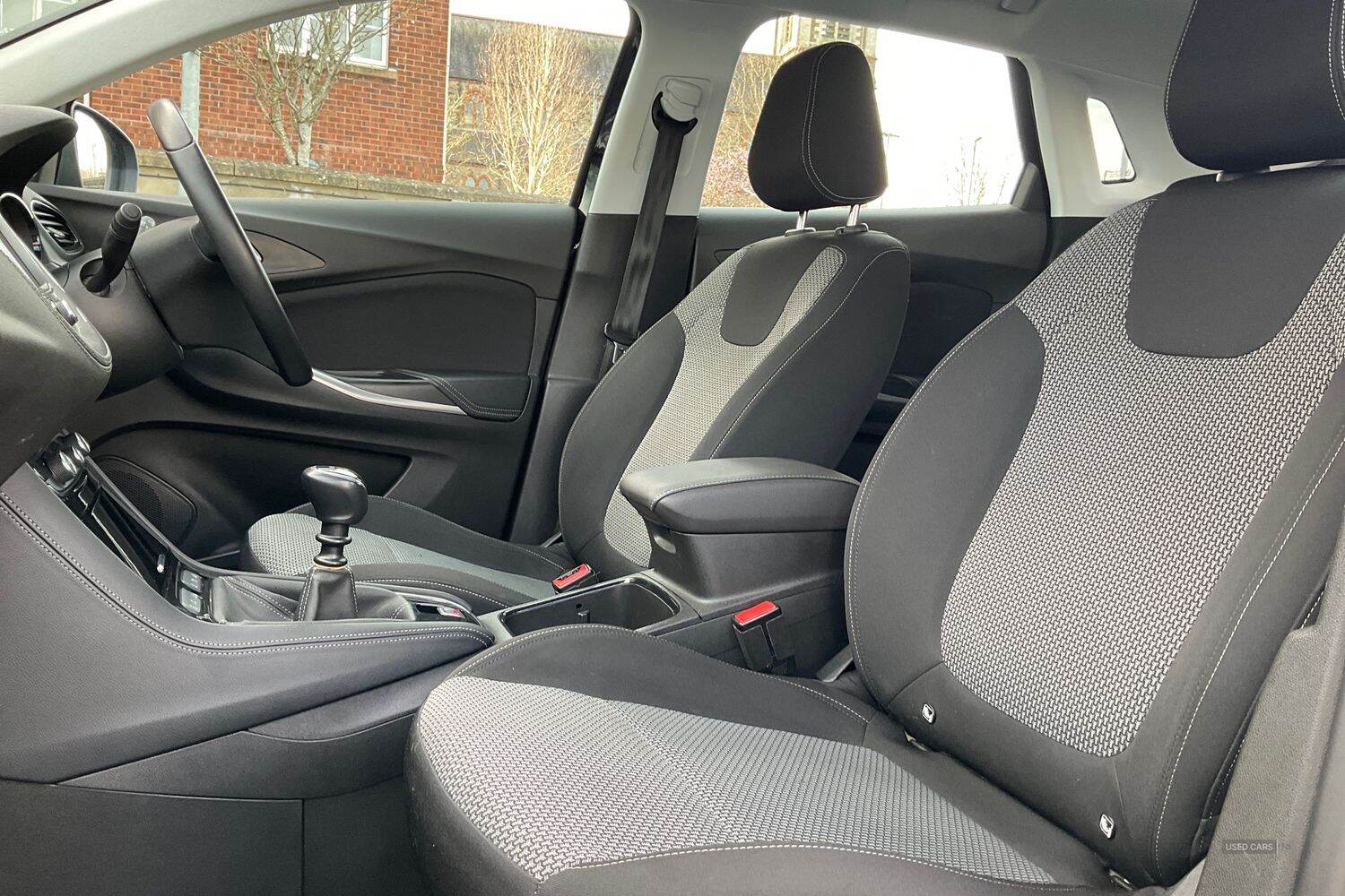Sep 2018 Vauxhall Grandland X 1.6 Turbo D SE 5dr