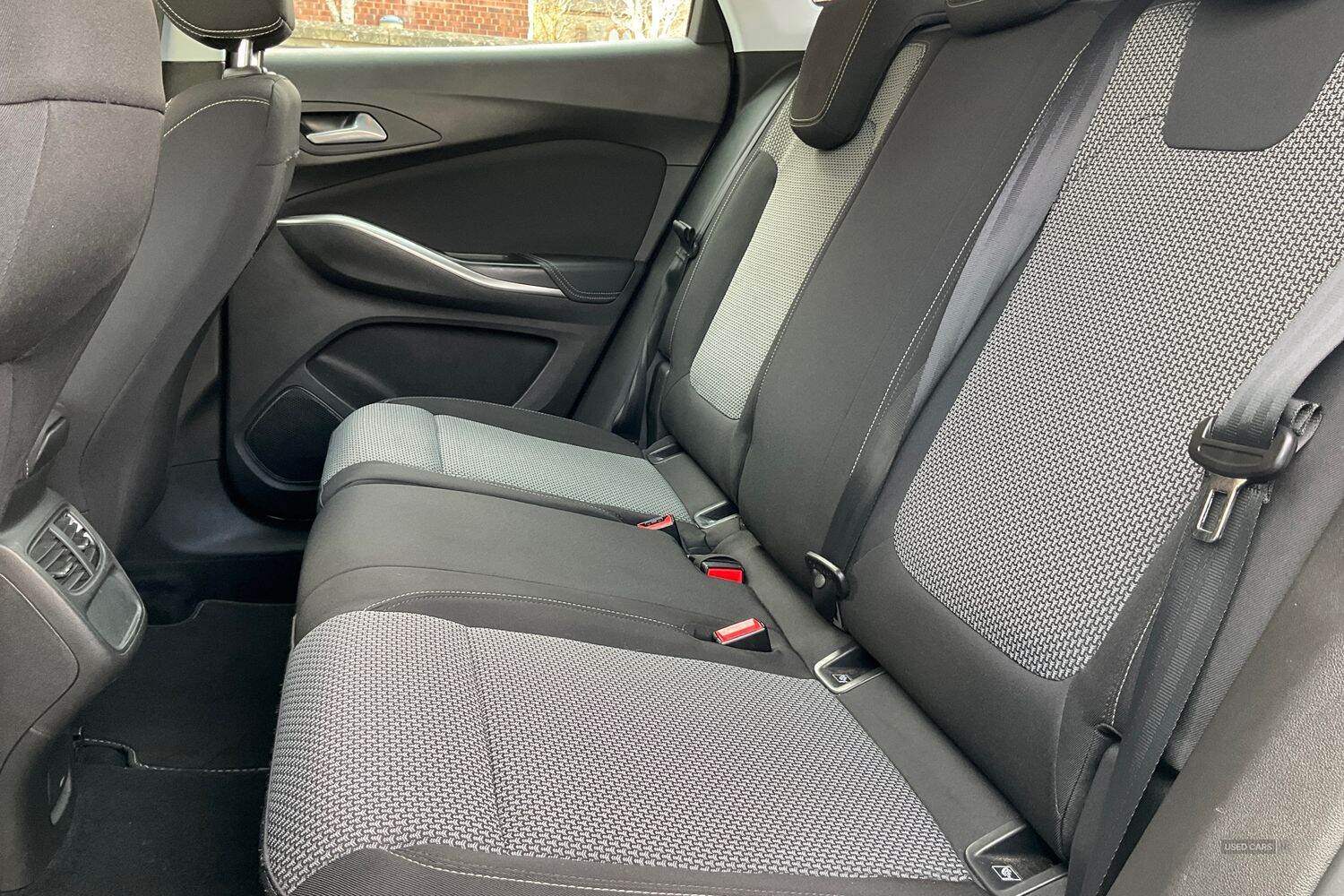 Sep 2018 Vauxhall Grandland X 1.6 Turbo D SE 5dr
