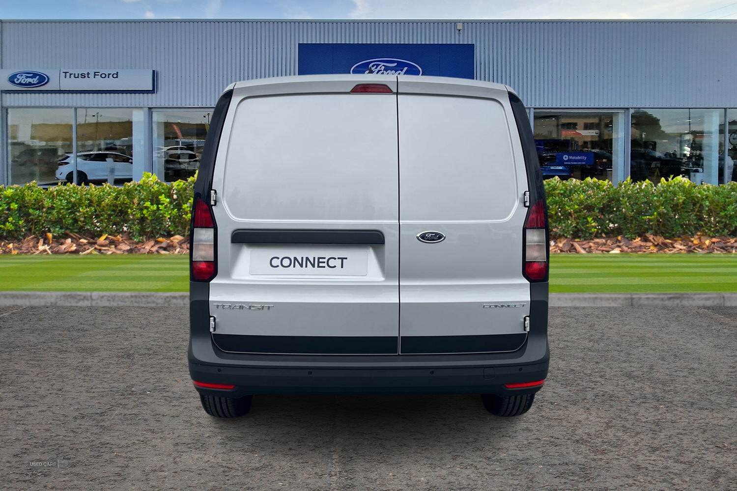 Ford Transit Connect 240 Trend L1 SWB 122PS AUTO 7 Speed, HEATED WINSCREEN, IN STOCK