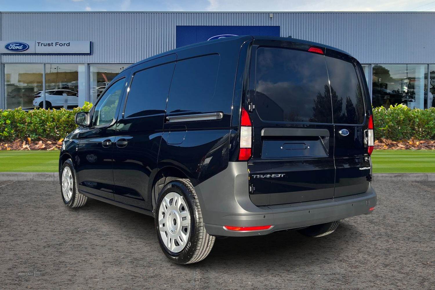Ford Transit Connect 240 Trend L1 SWB 122PS AUTO 7 Speed, FRONT AND REAR PARKING AID, IN STOCK