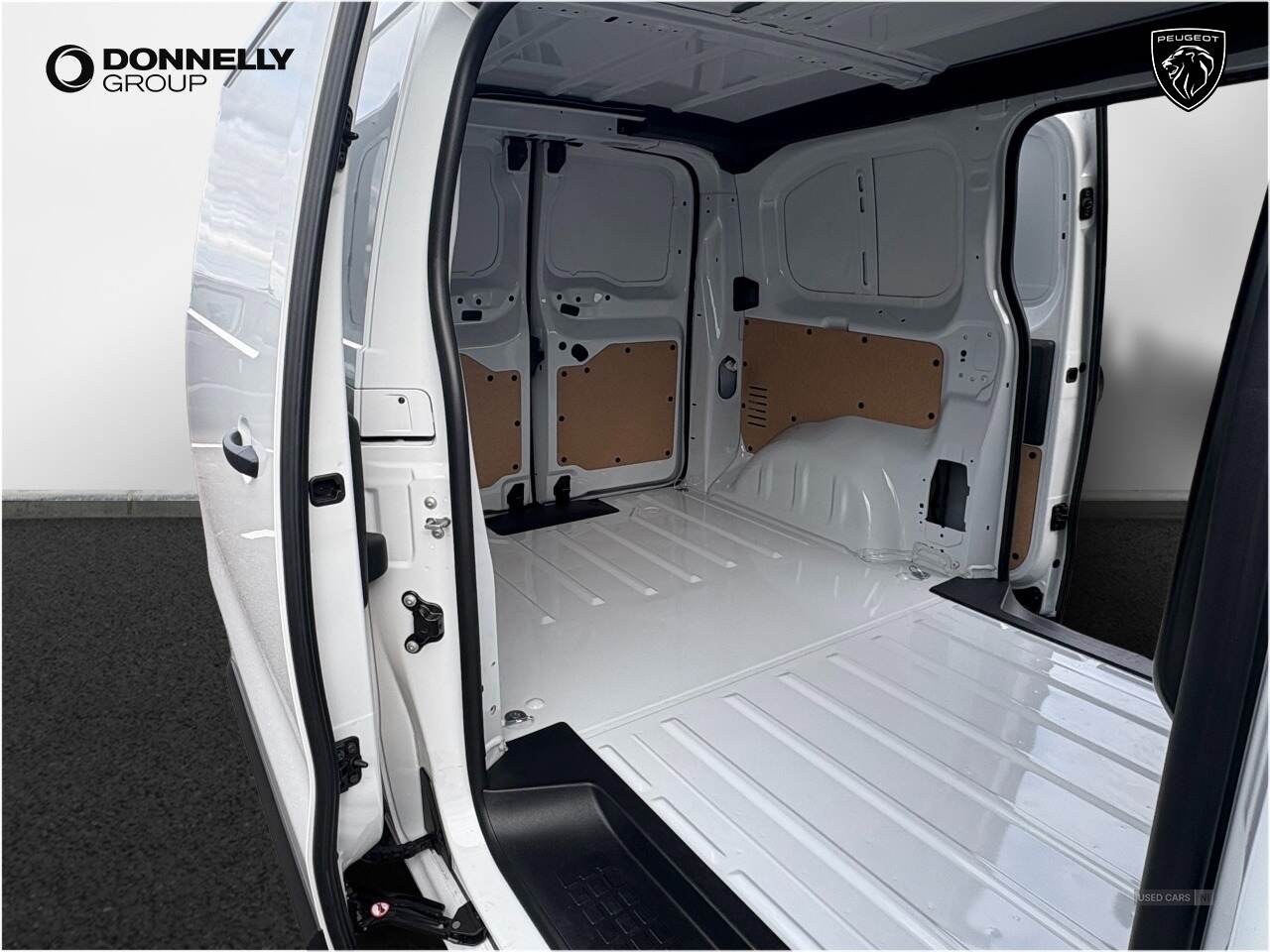 2025 Peugeot Expert 1.5 BlueHDi 120 Professional Van