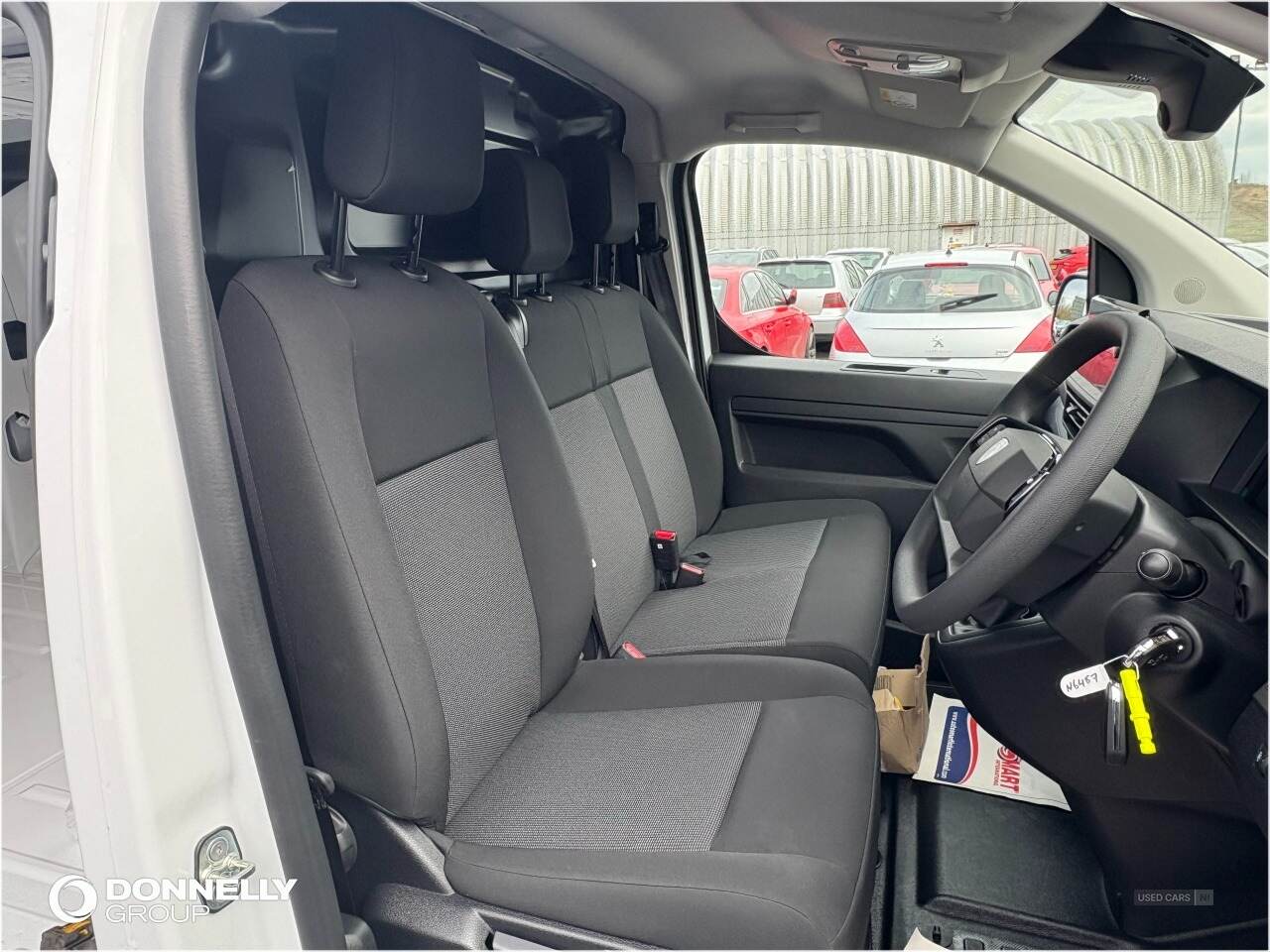 2025 Peugeot Expert 1.5 BlueHDi 120 Professional Van