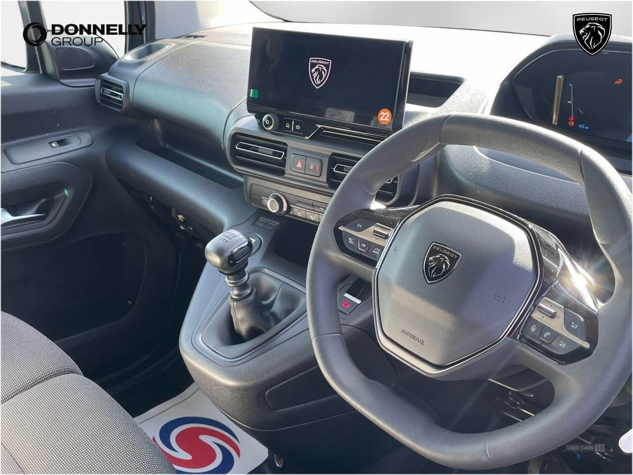 Jan 2025 Peugeot Partner 1.5 BlueHDi 100 Professional Plus Van