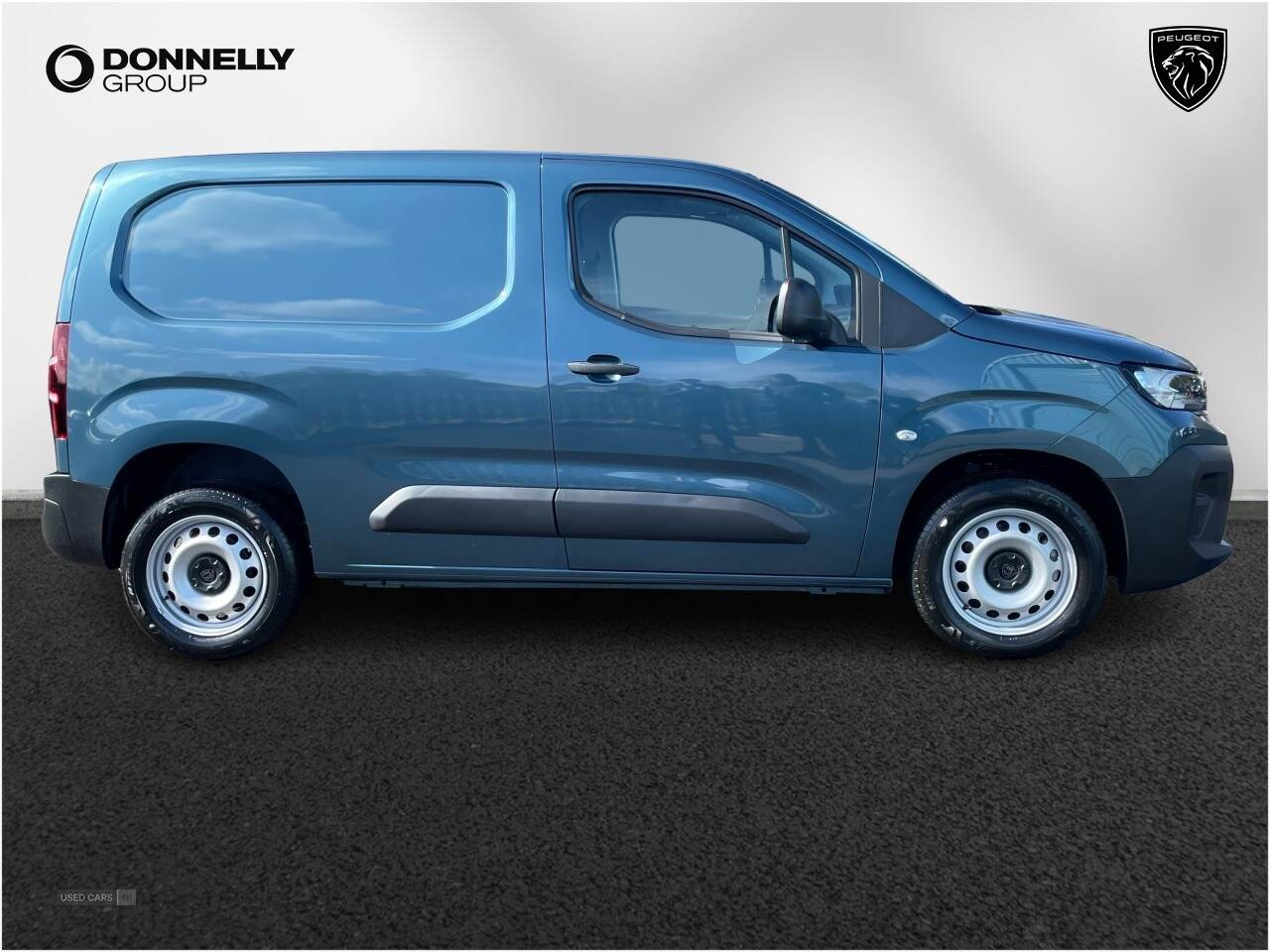 Jan 2025 Peugeot Partner 1.5 BlueHDi 100 Professional Plus Van