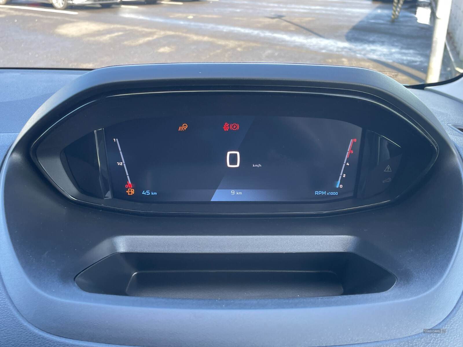 Jan 2025 Peugeot Partner 1.5 BlueHDi 100 Professional Plus Van