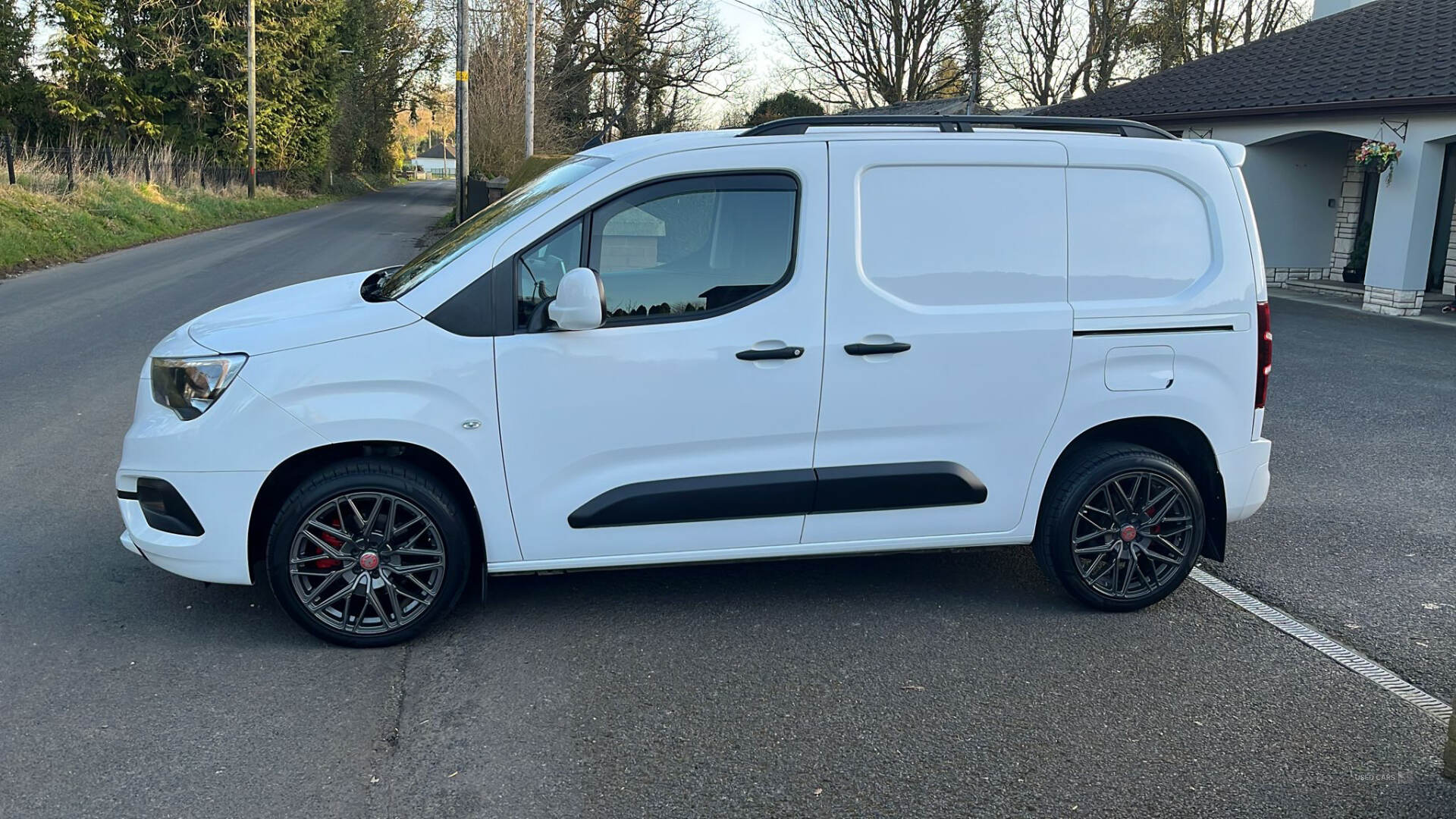 Jan 2021 Vauxhall Combo 2300 1.5 Turbo D 100ps H1 Sportive Van