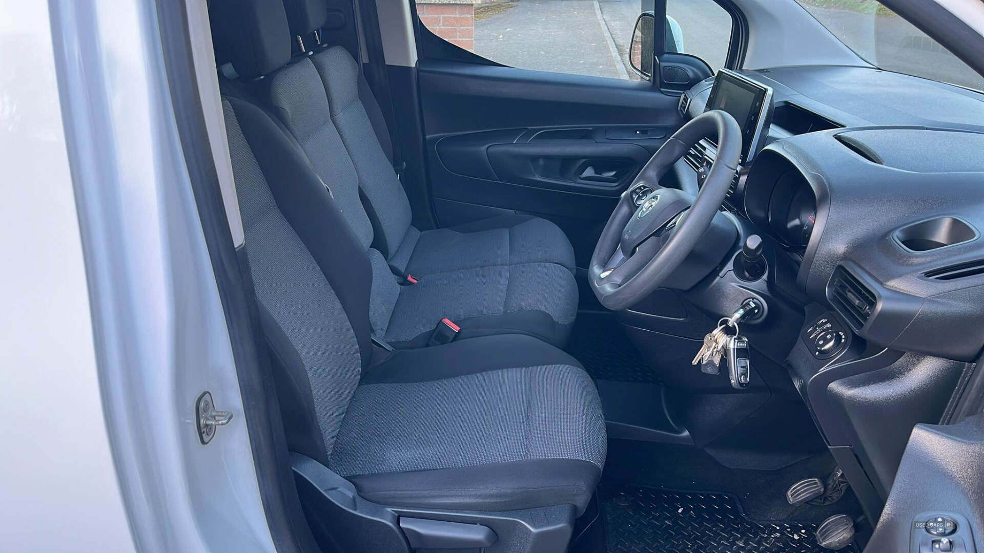 Jan 2021 Vauxhall Combo 2300 1.5 Turbo D 100ps H1 Sportive Van