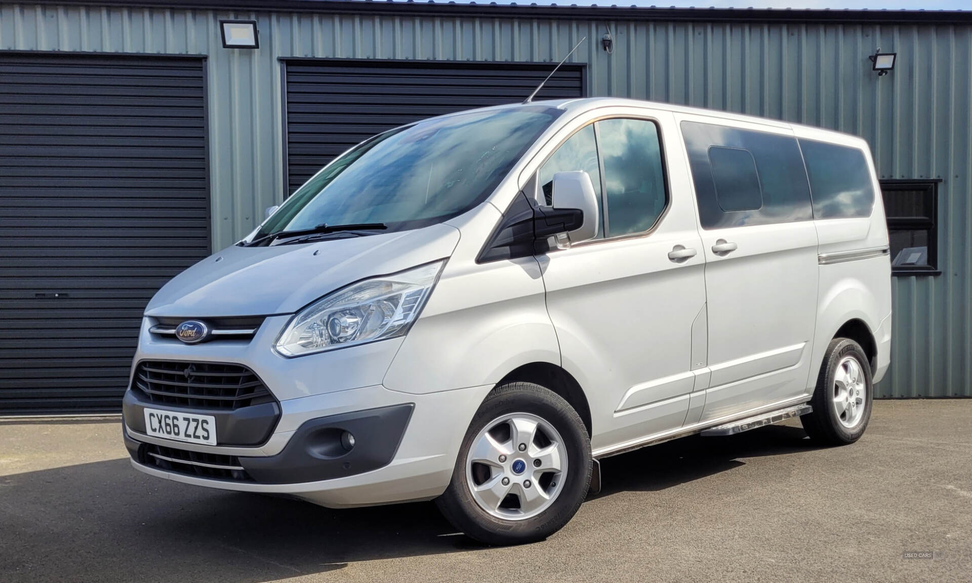Nov 2016 Ford Tourneo 2.0 TDCi 170ps Low Roof 8 Seater Titanium